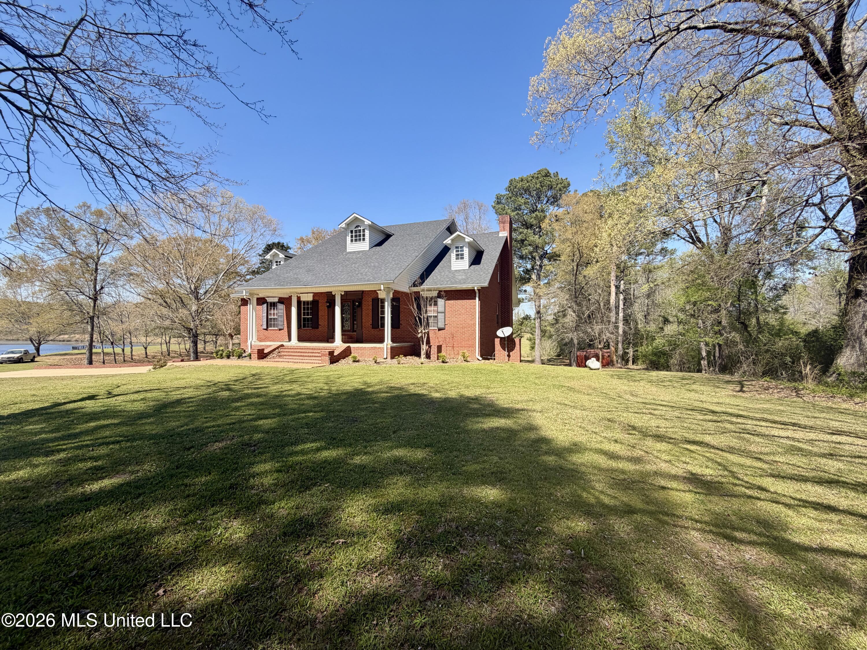 3253 Highway 488 Property Photo 9