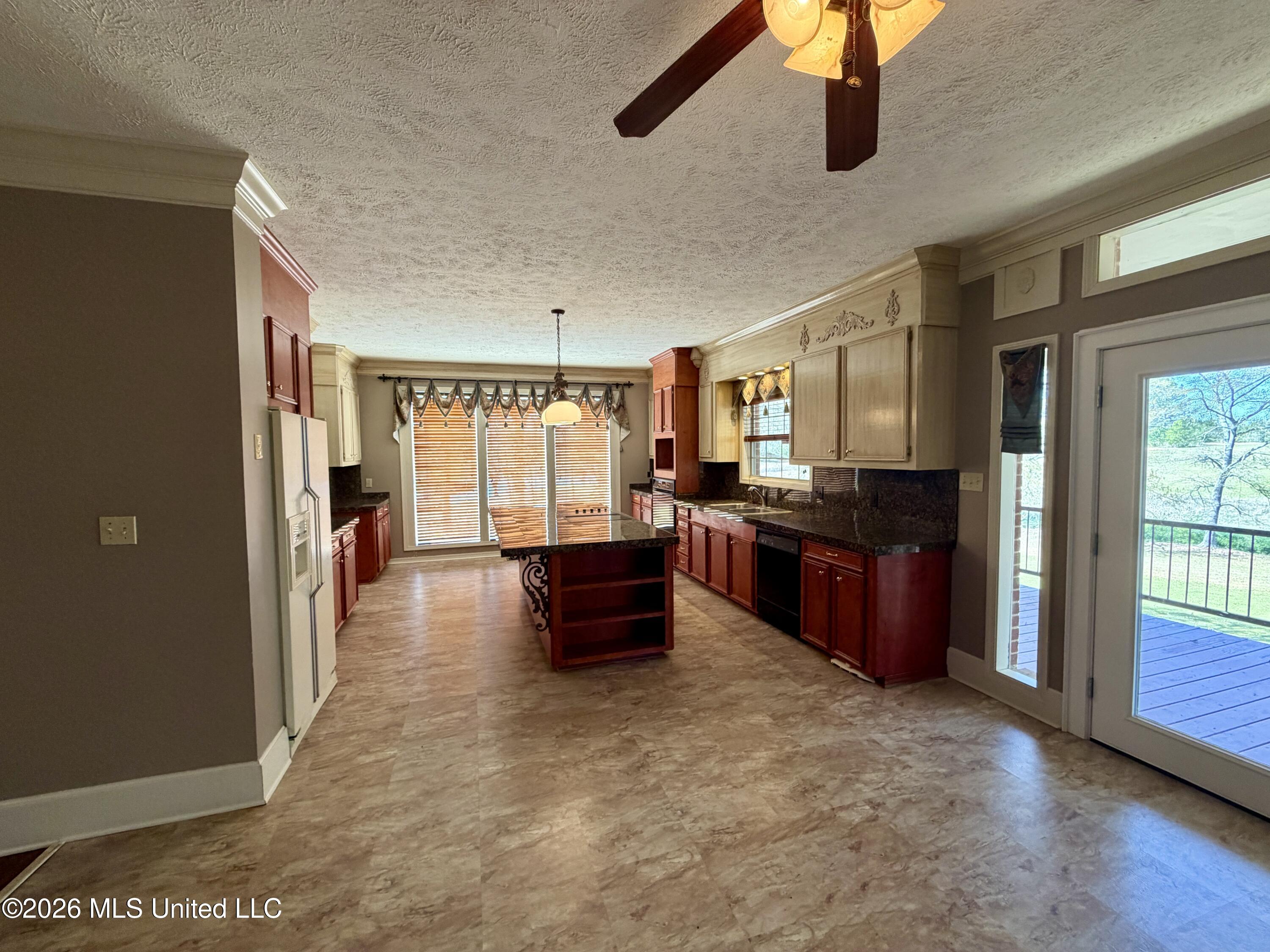 3253 Highway 488 Property Photo 48