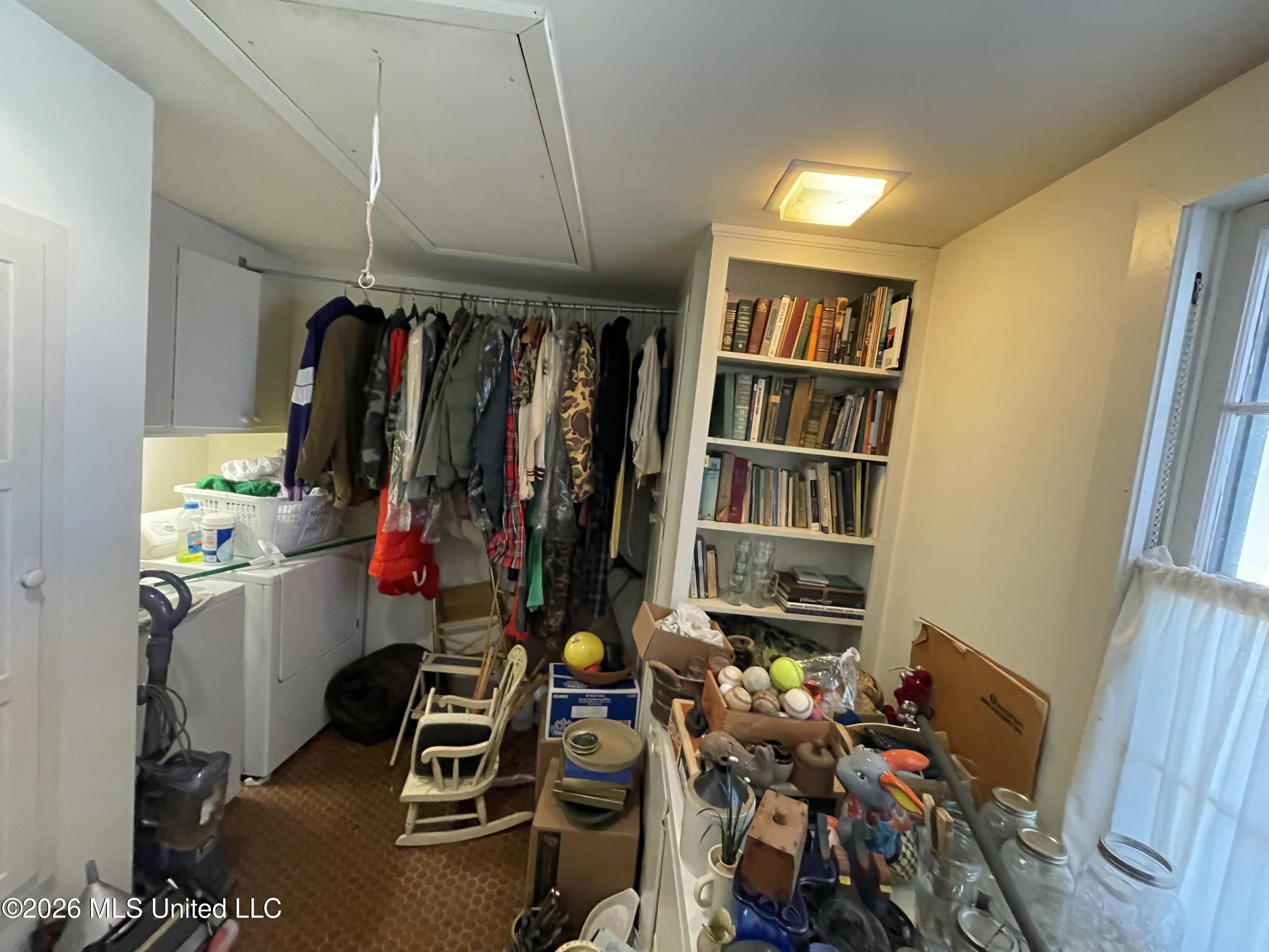 425 Natchez Avenue Property Photo 23