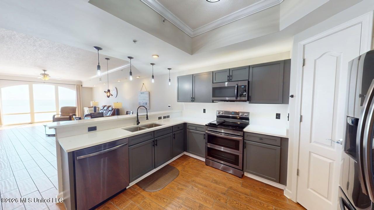 1200 Beach Drive Property Photo 8