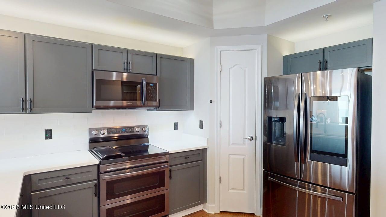 1200 Beach Drive Property Photo 11