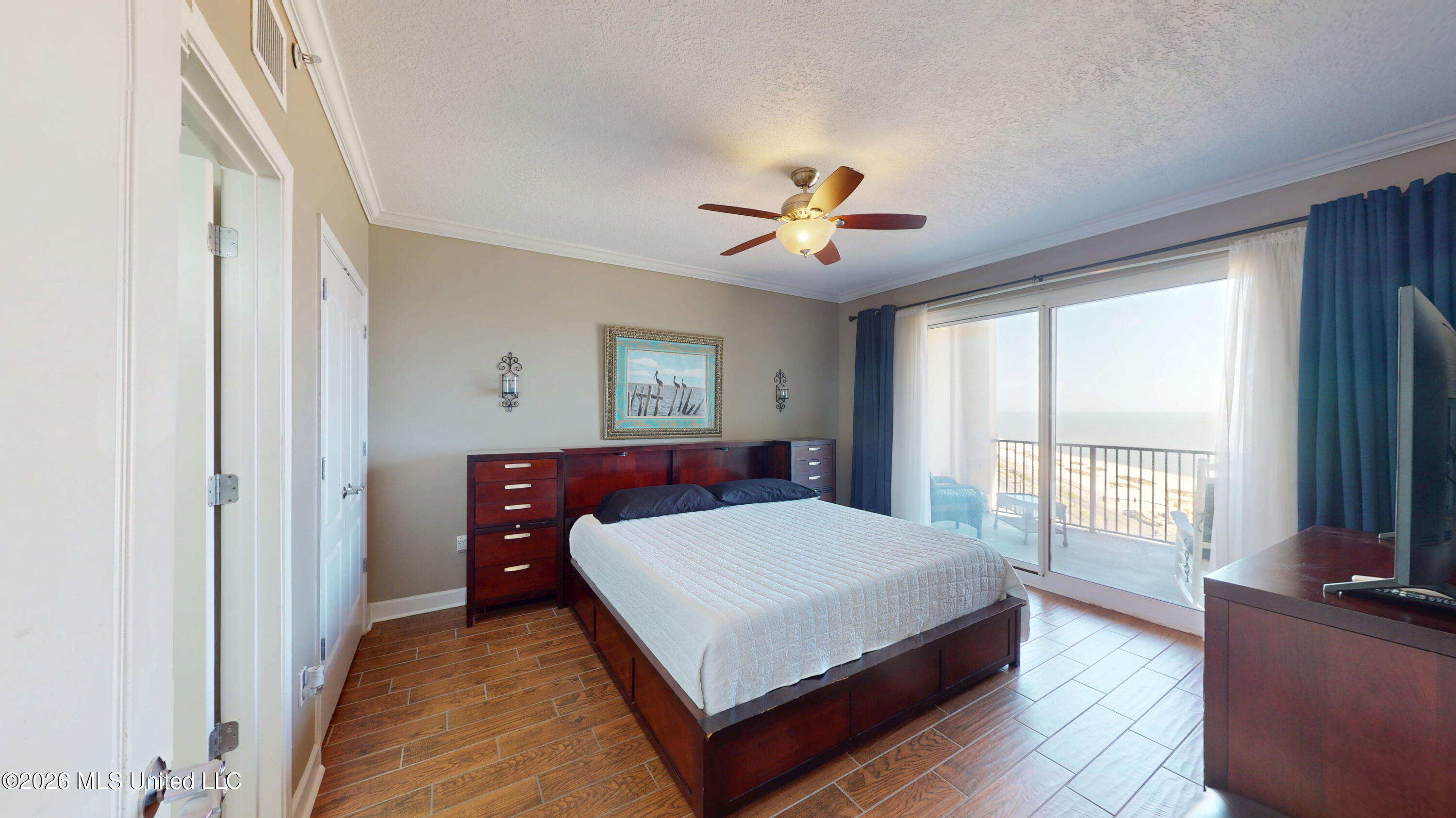 1200 Beach Drive Property Photo 17