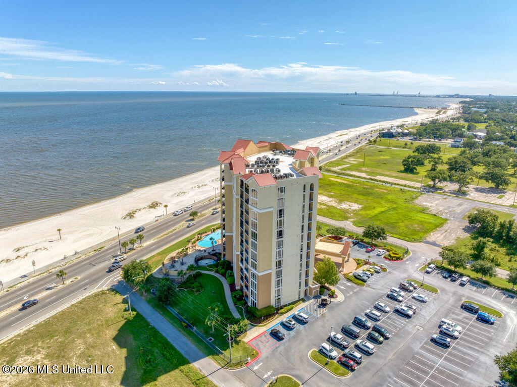 1200 Beach Drive Property Photo 31