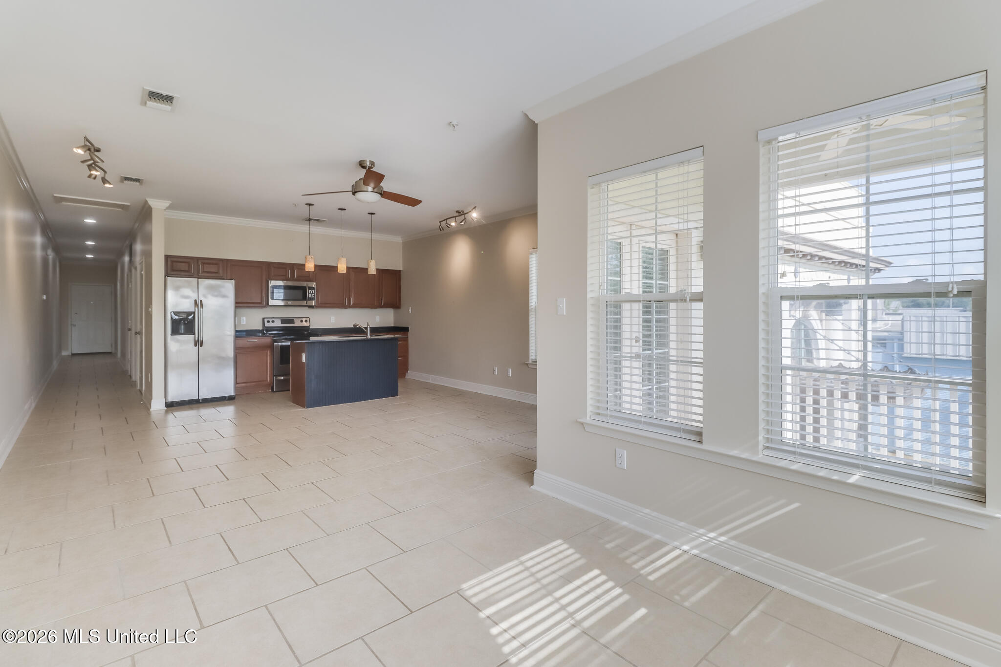 200 Jeff Davis Avenue Property Photo 3