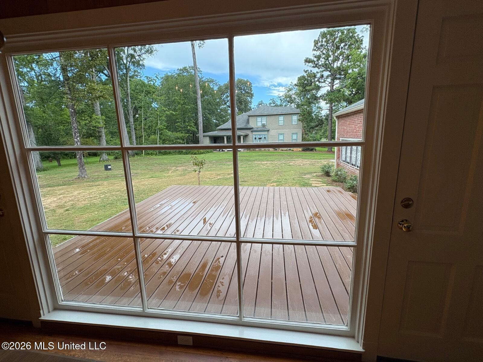 16839 E Main Property Photo 25