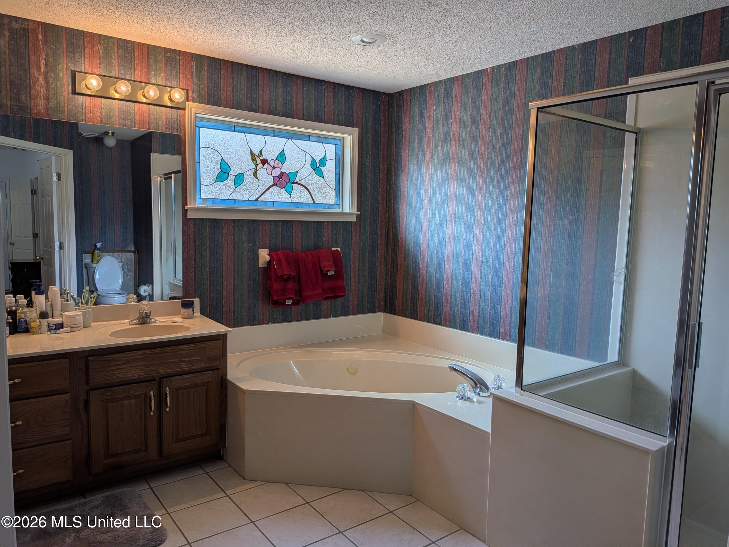 6110 Nellwood Drive Property Photo 5