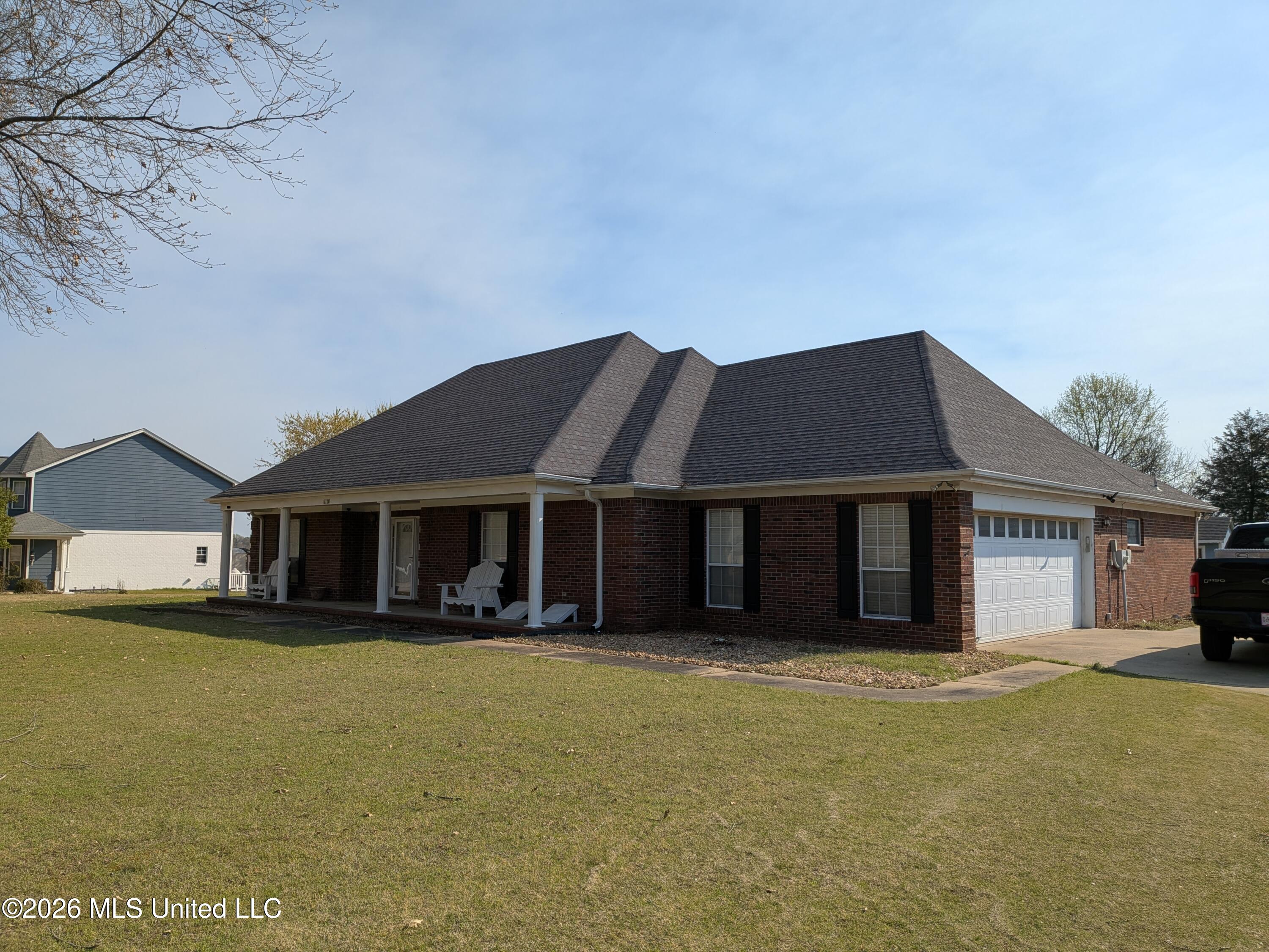6110 Nellwood Drive Property Photo 20