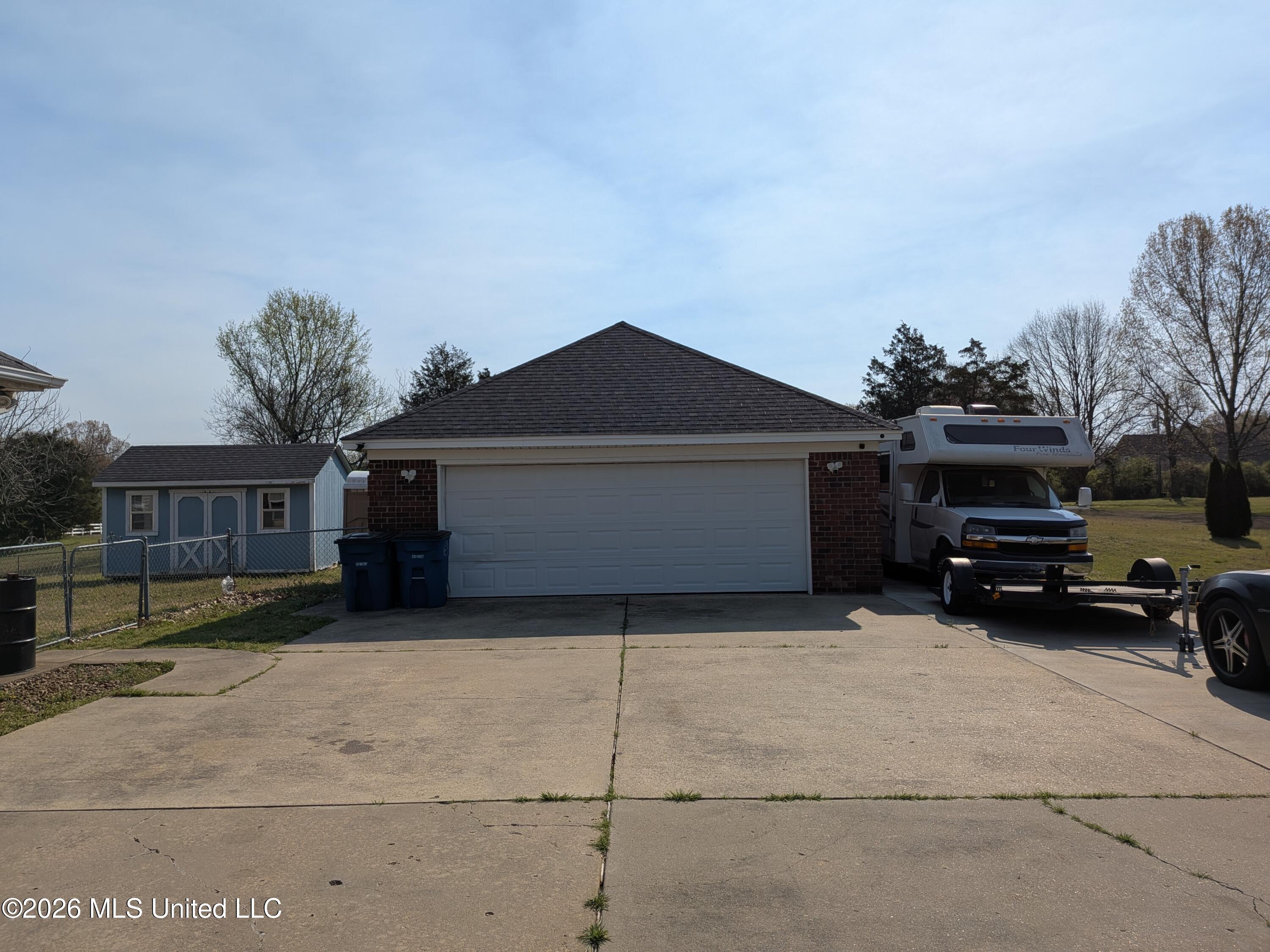 6110 Nellwood Drive Property Photo 21