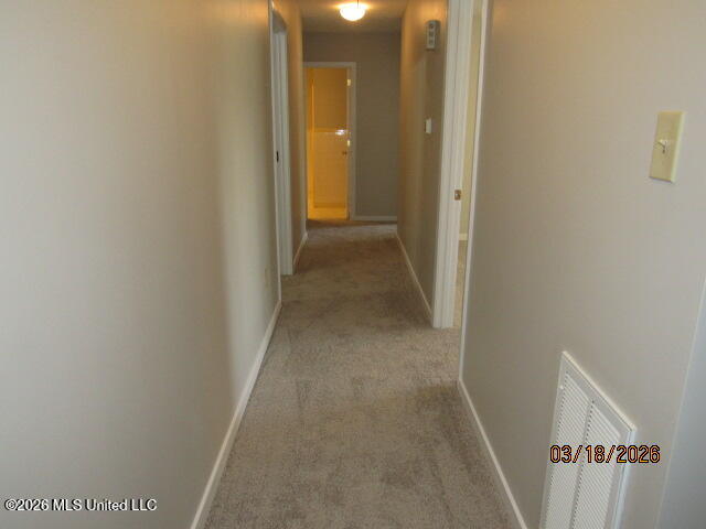718 Woodhill Road Property Photo 5