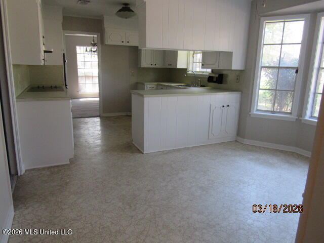 718 Woodhill Road Property Photo 15