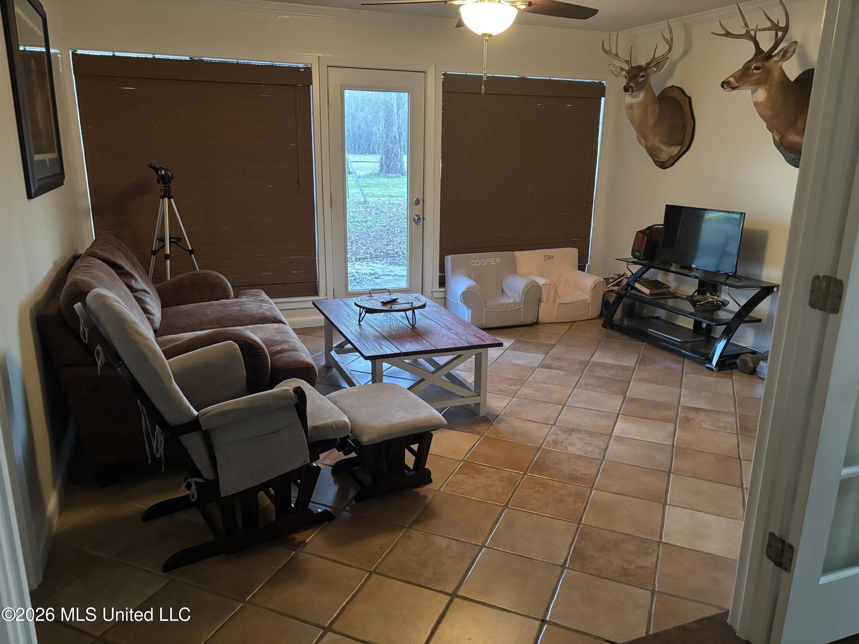 114 Miranda Drive Property Photo 7