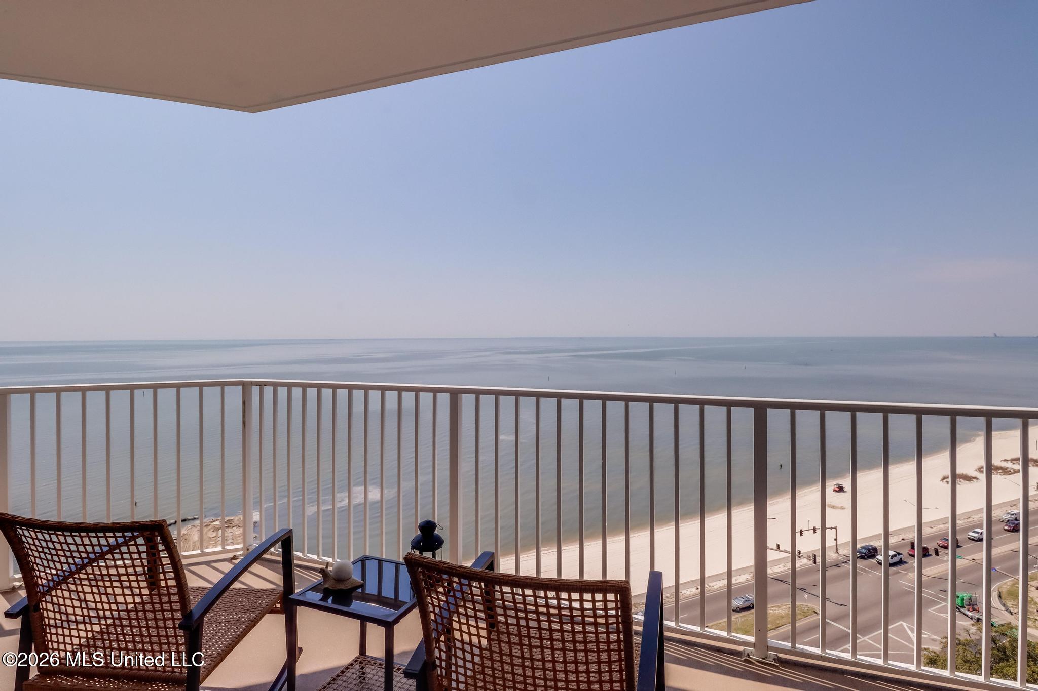 2668 Beach Boulevard Property Photo 13