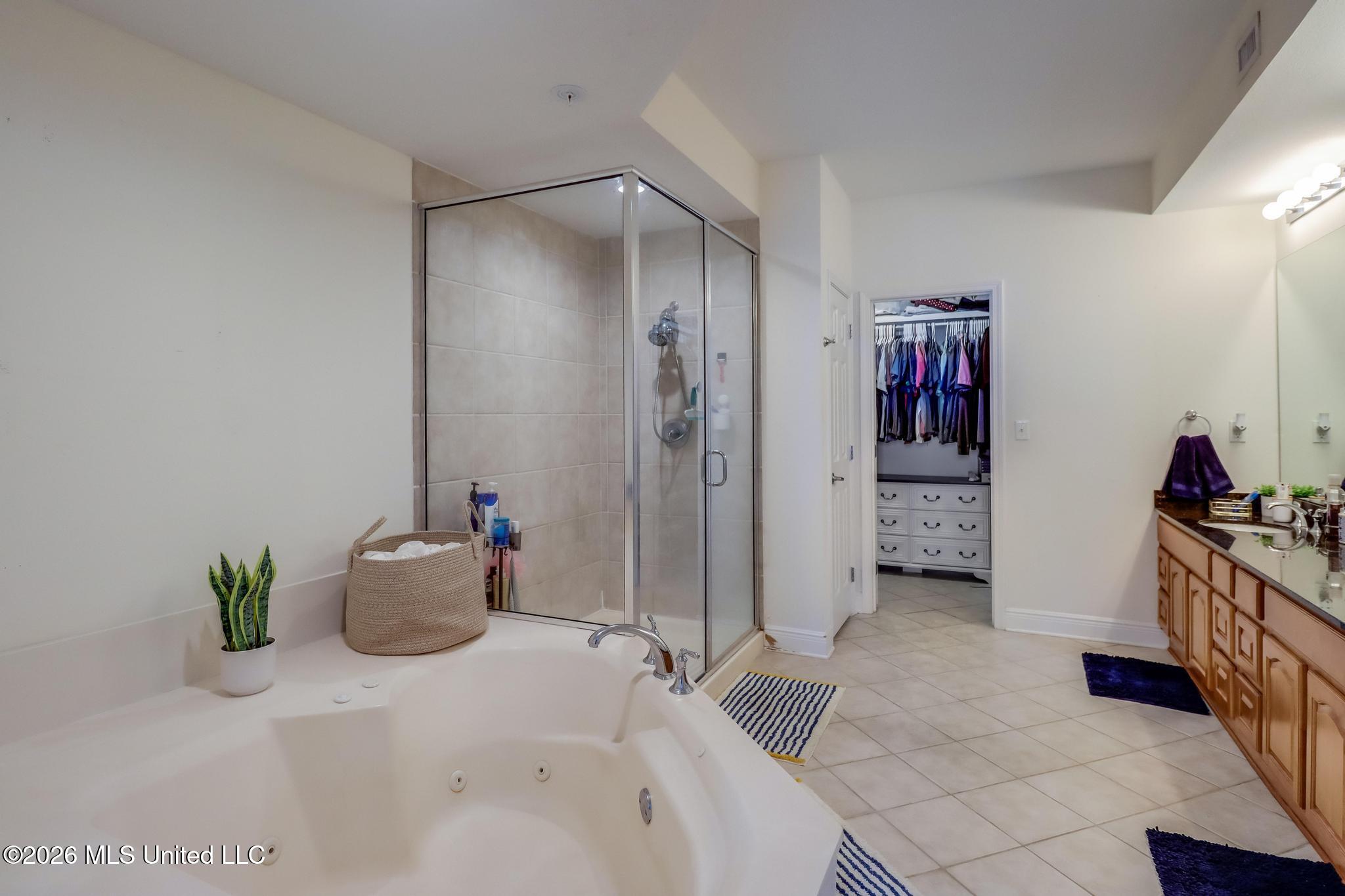 2668 Beach Boulevard Property Photo 18