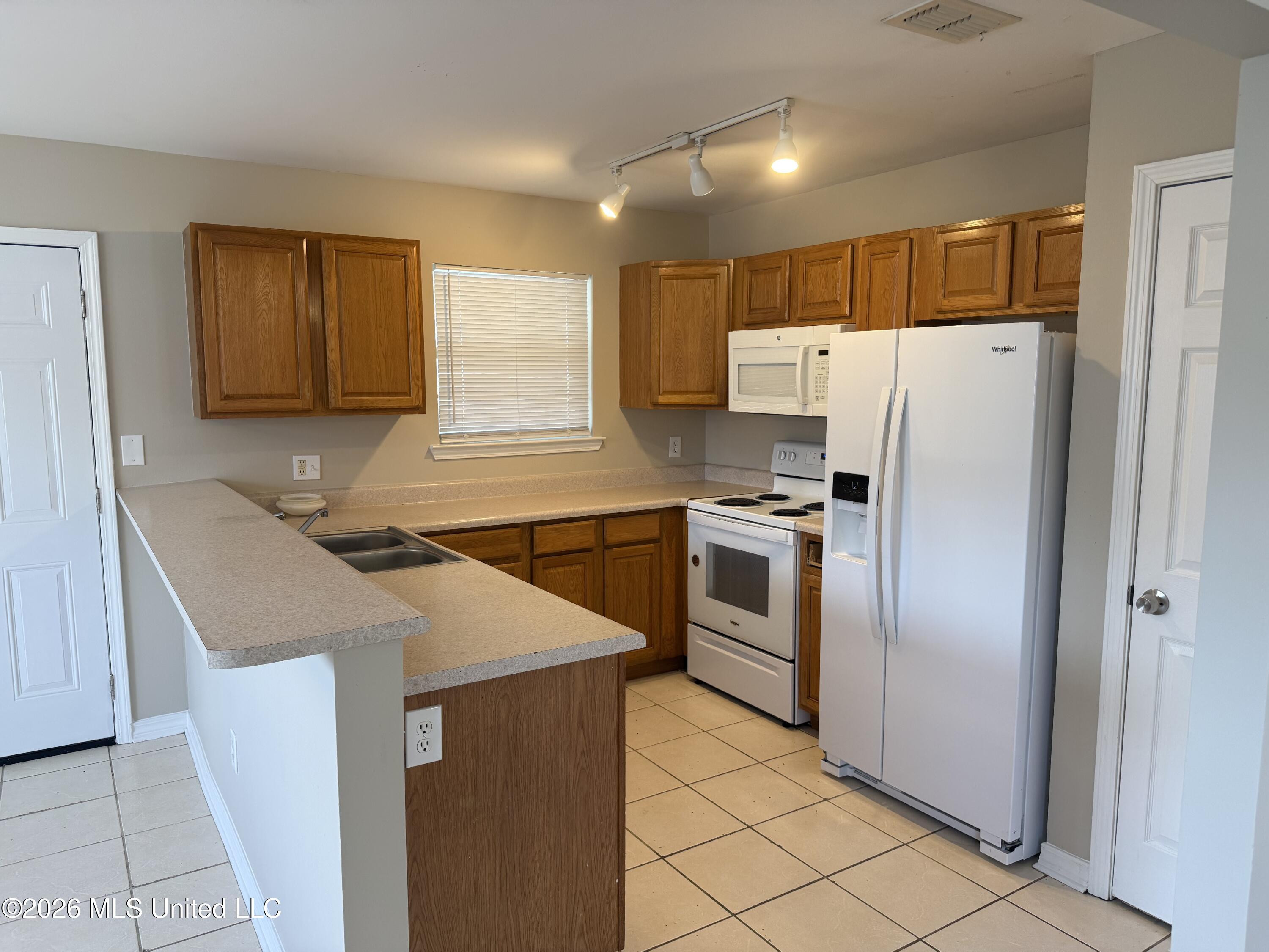 3303 55th Avenue Property Photo 6