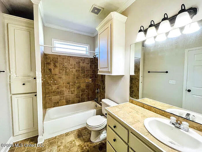 571 King Ranch Road Property Photo 4