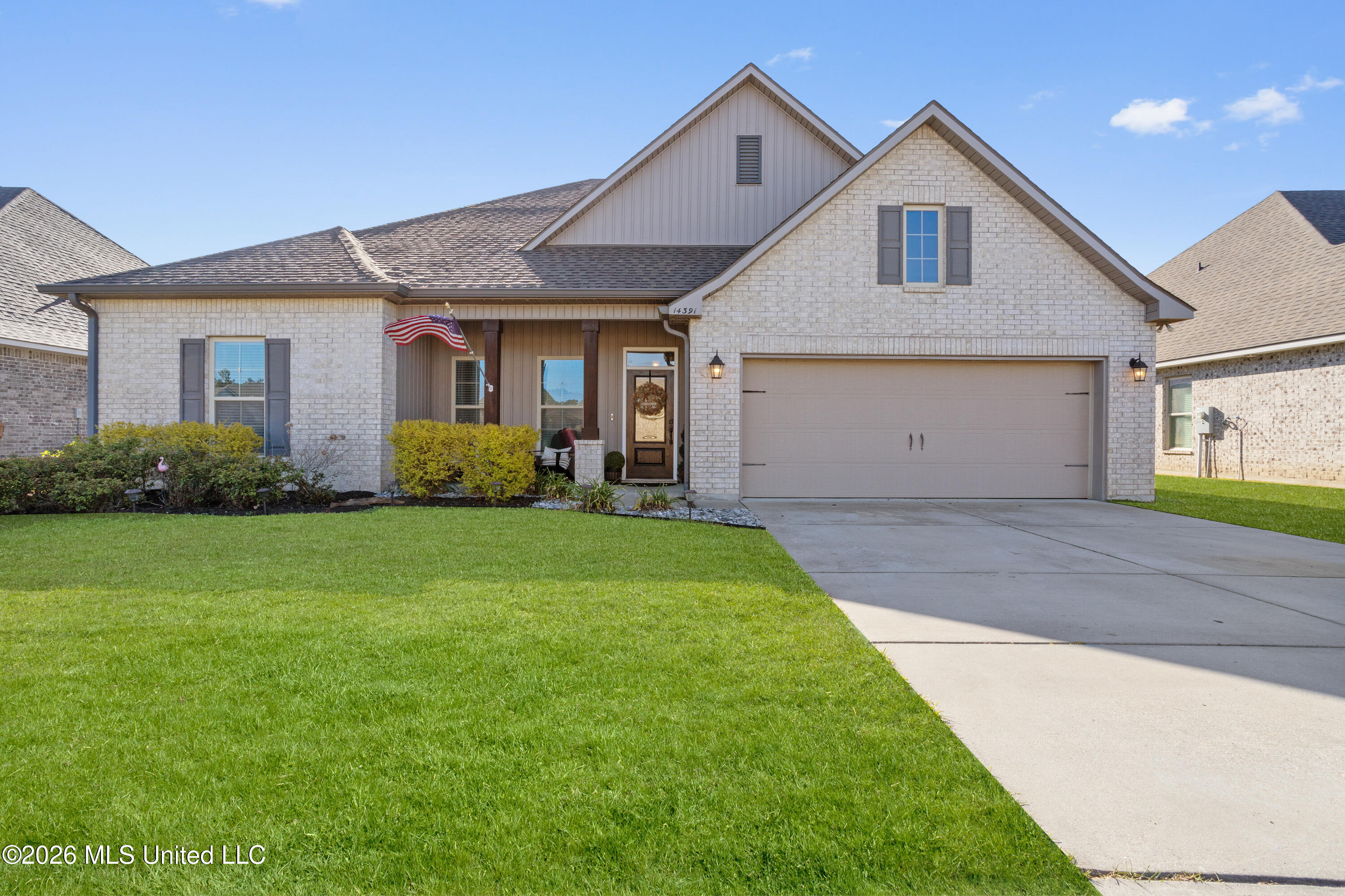 14391 Viola Way Property Photo 3