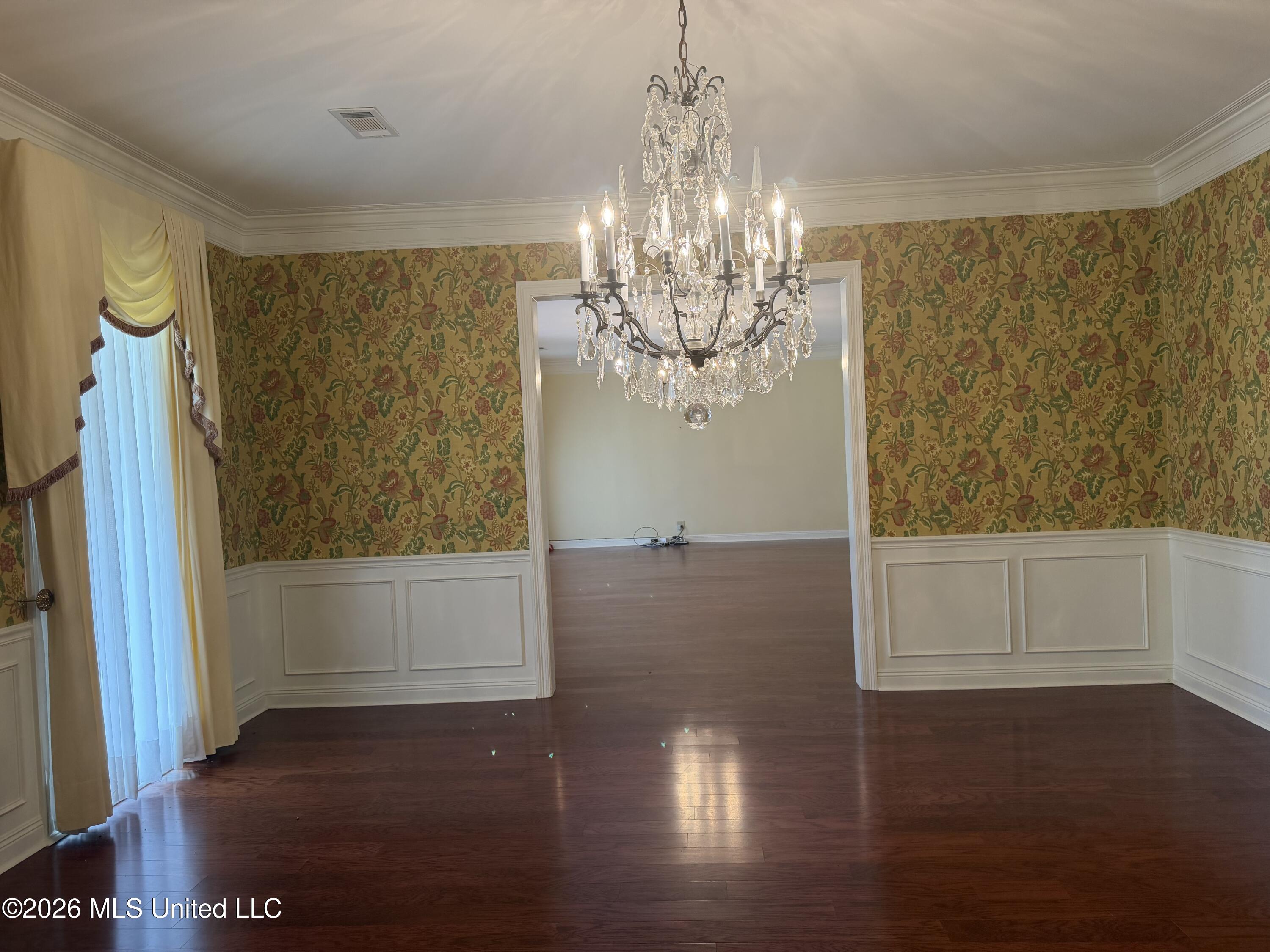 693 569 Highway Property Photo 2