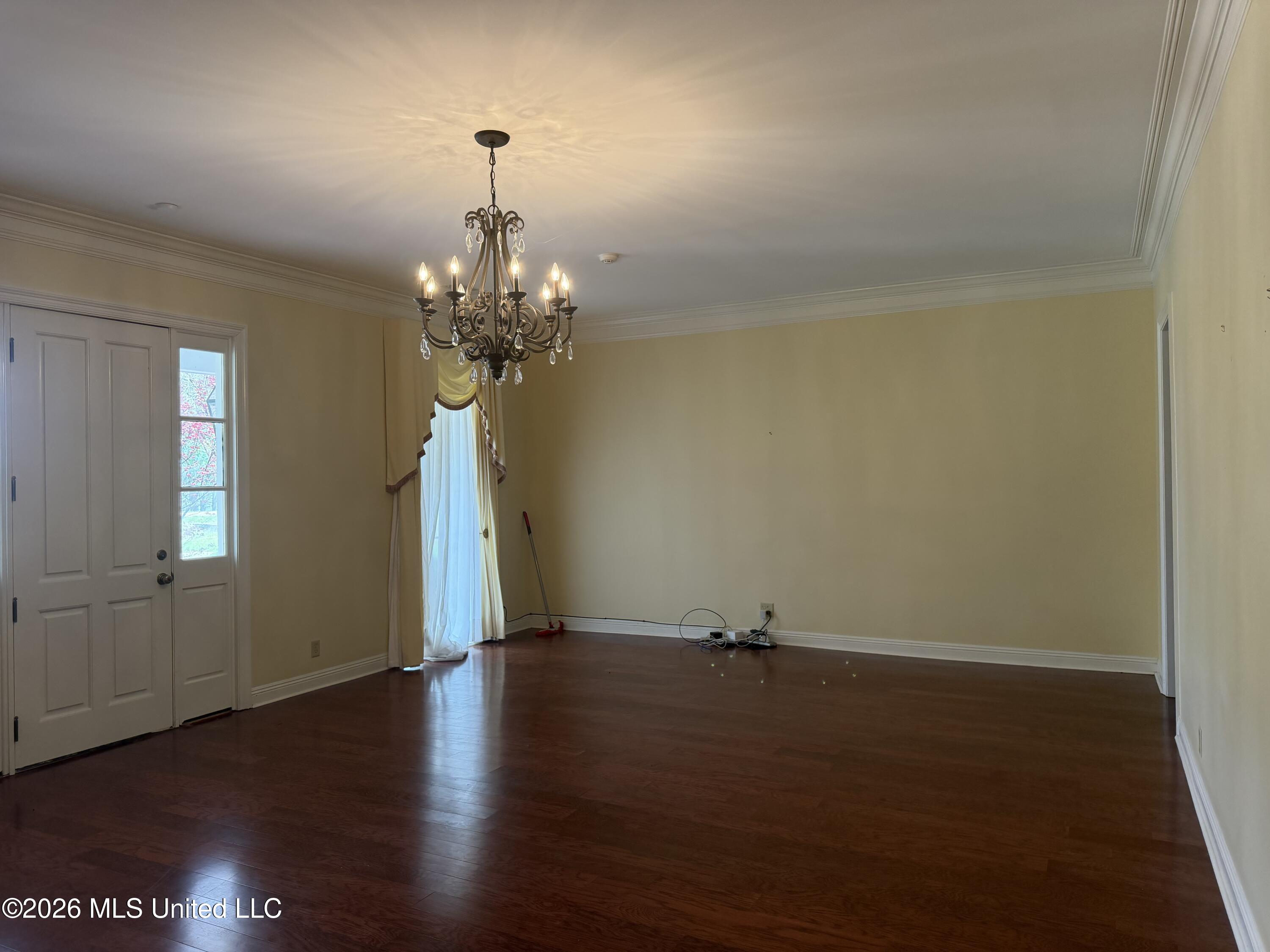693 569 Highway Property Photo 7
