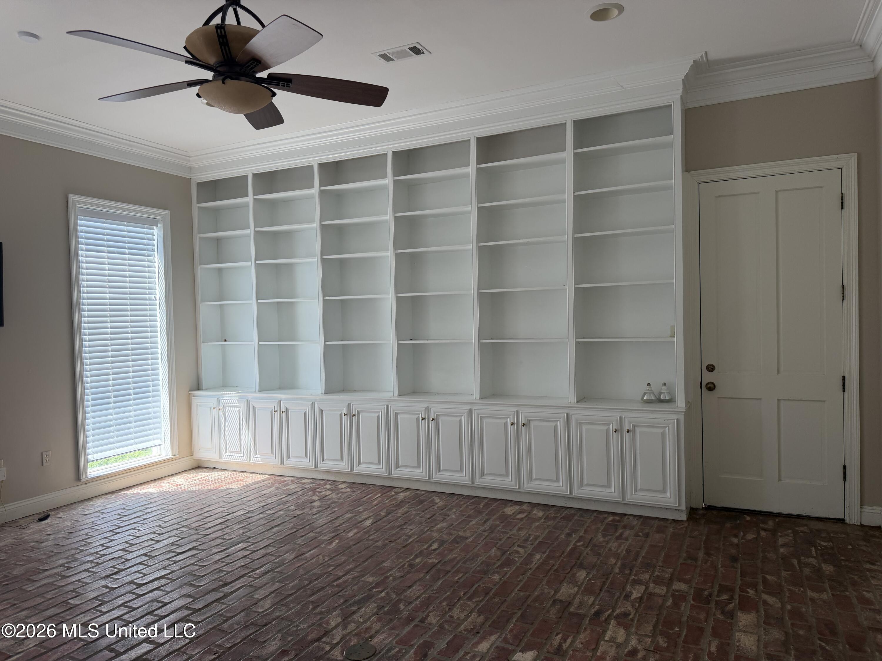 693 569 Highway Property Photo 12