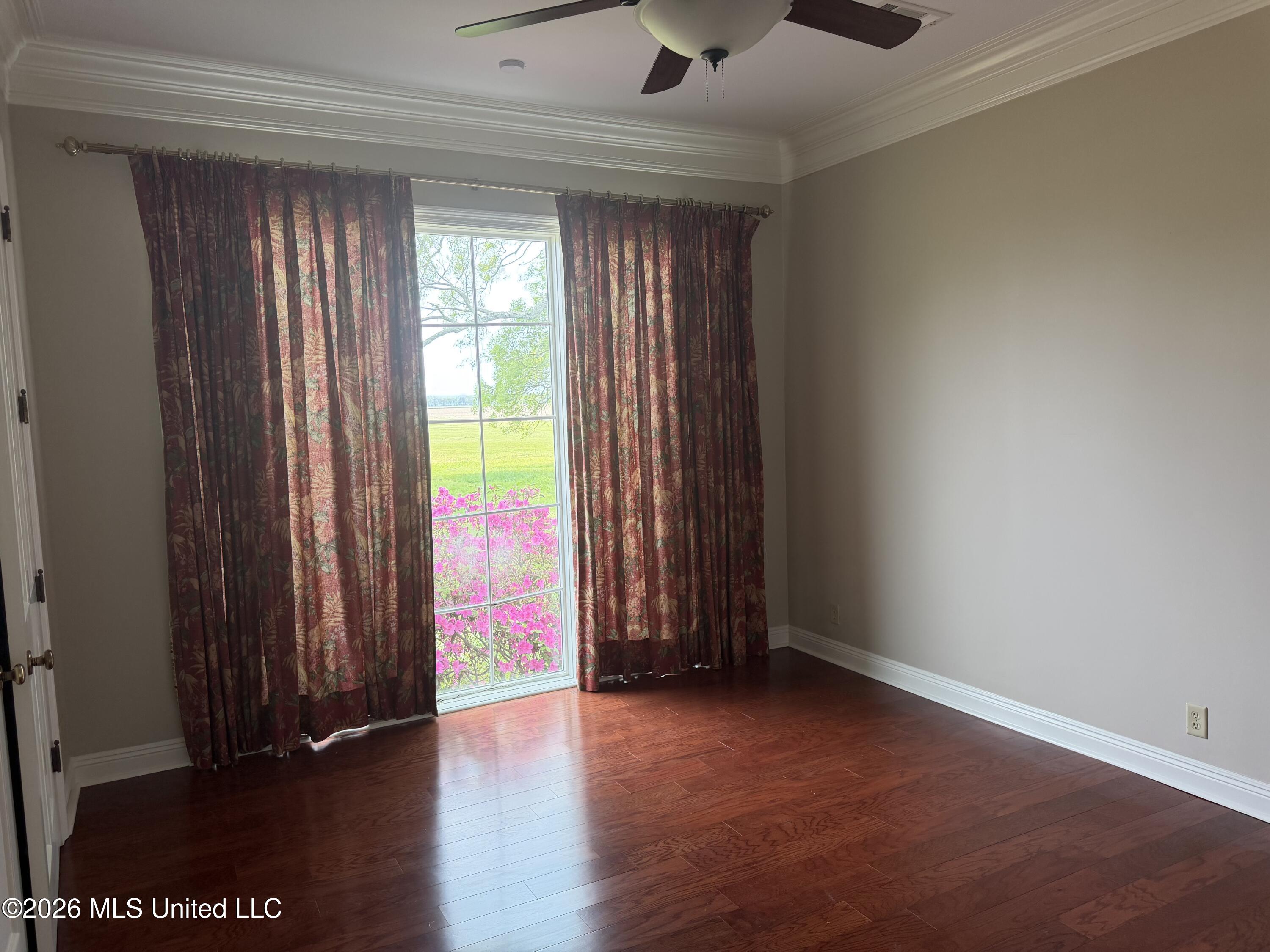 693 569 Highway Property Photo 20