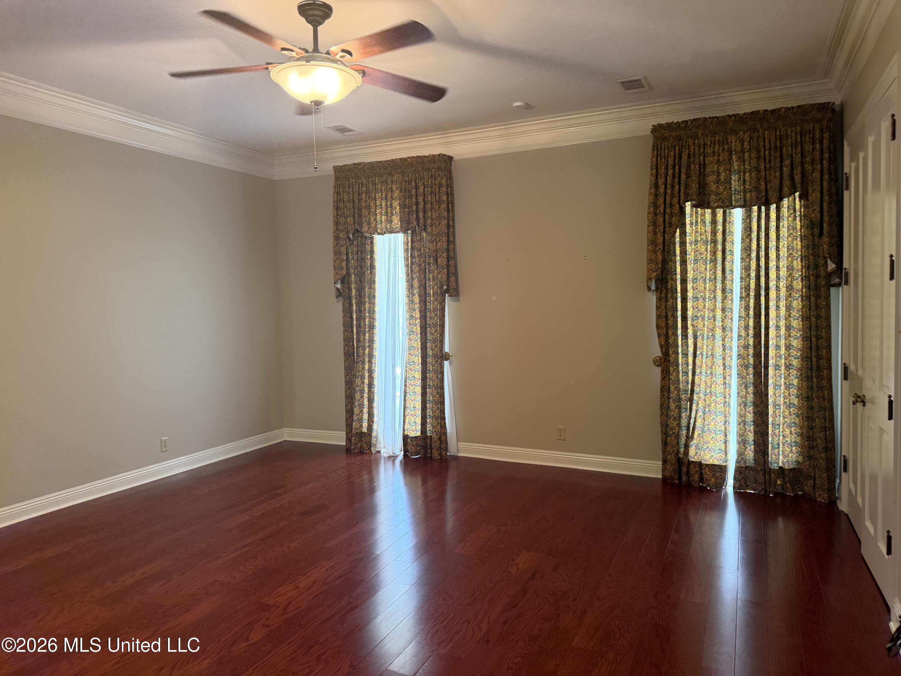 693 569 Highway Property Photo 26