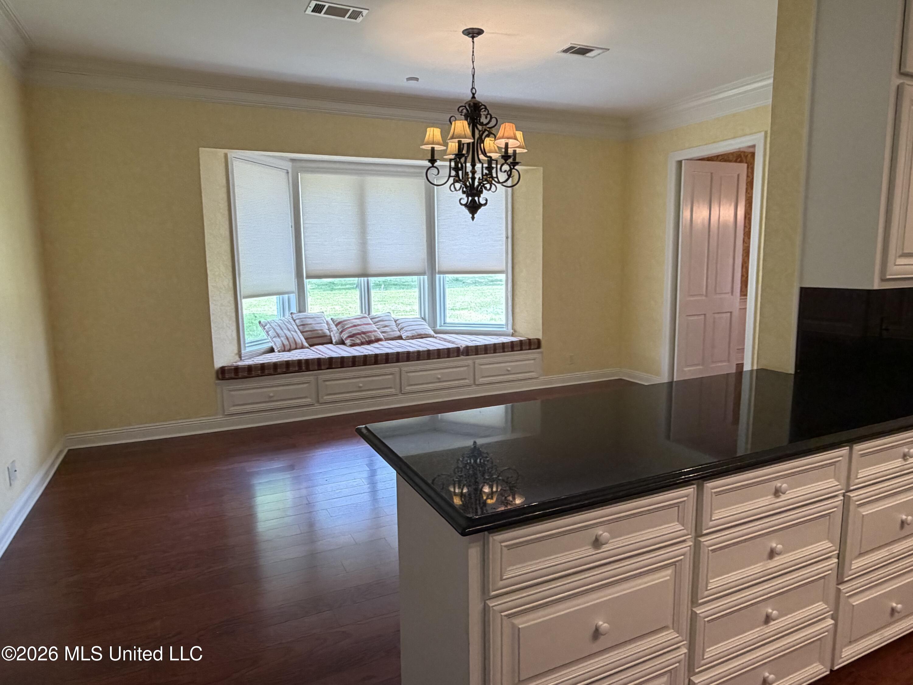 693 569 Highway Property Photo 30