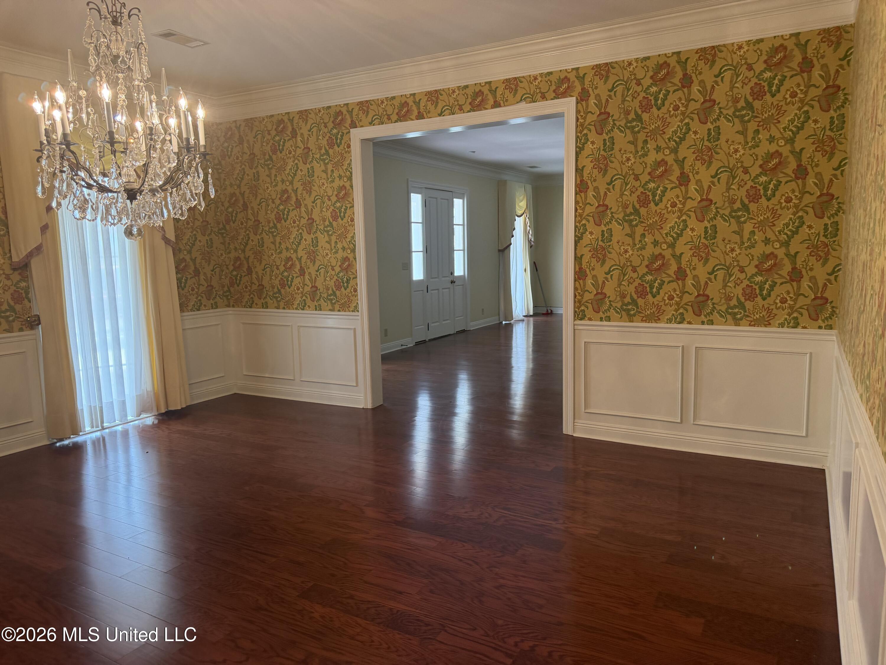 693 569 Highway Property Photo 32
