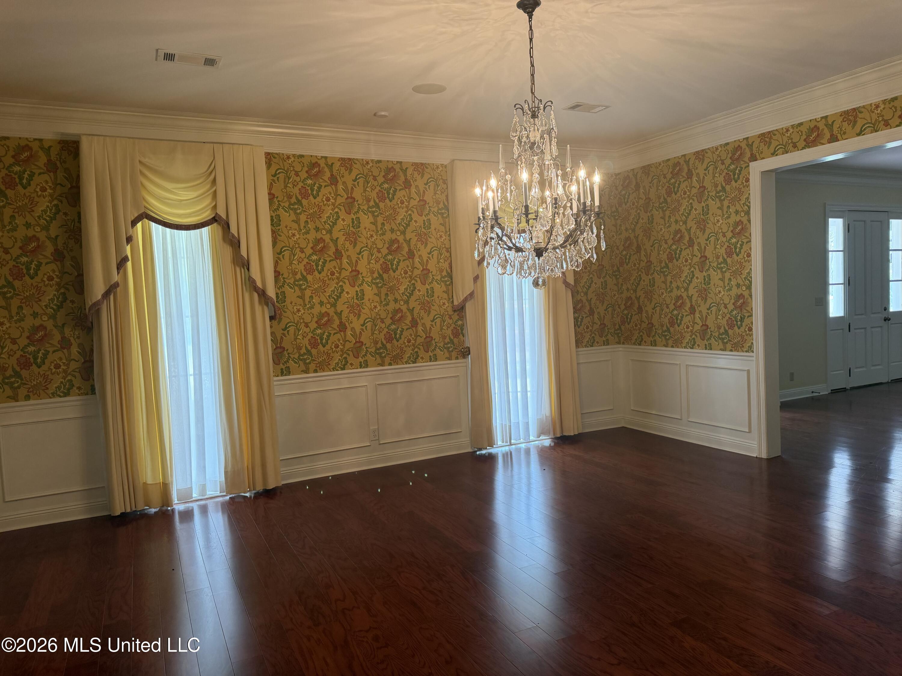 693 569 Highway Property Photo 35
