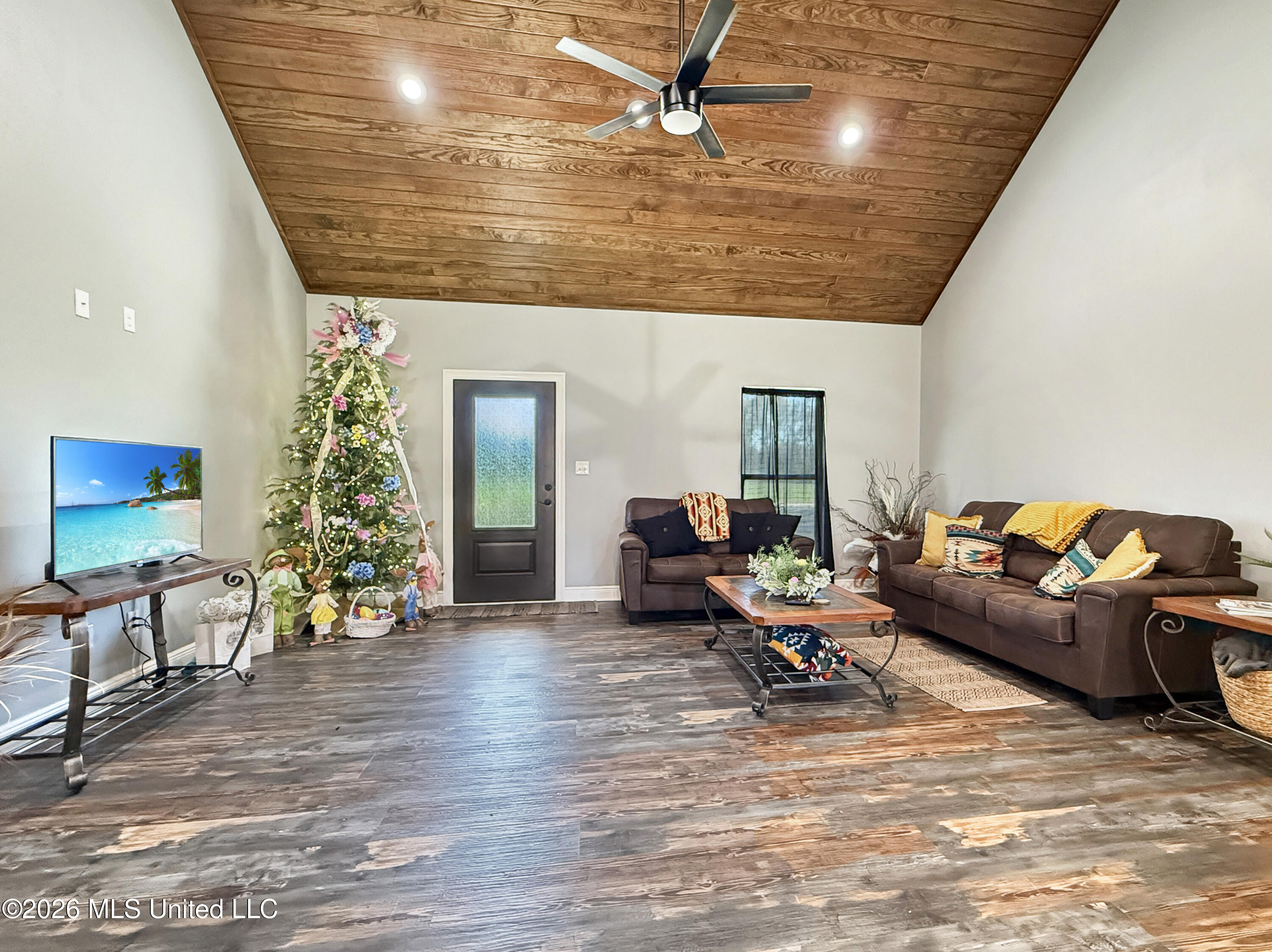 6992 N Highway 43 Property Photo 5