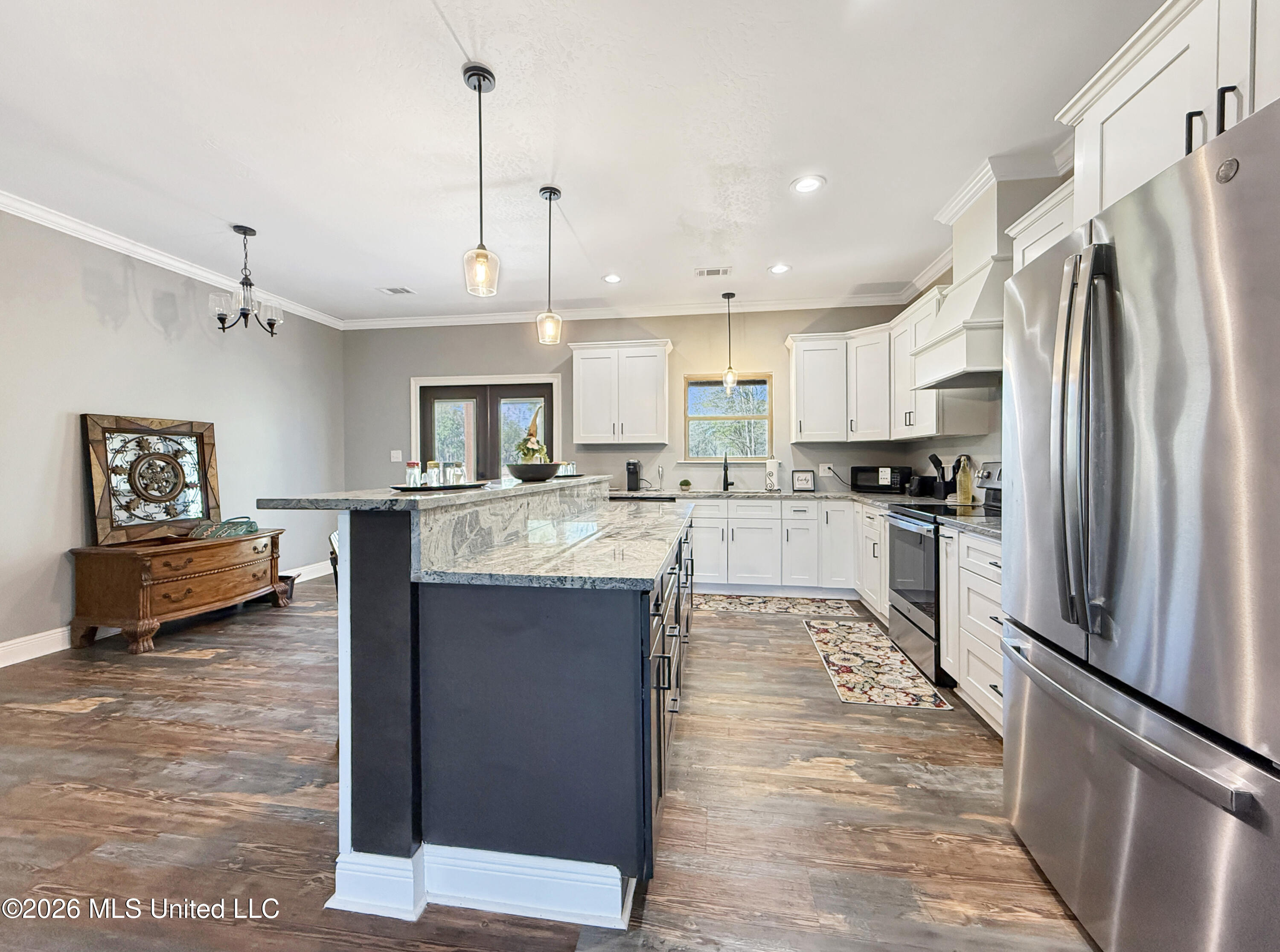 6992 N Highway 43 Property Photo 6