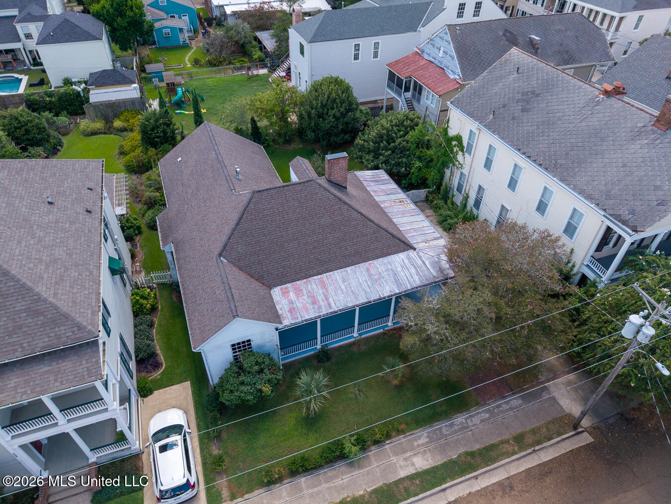 606 State Street Property Photo 4