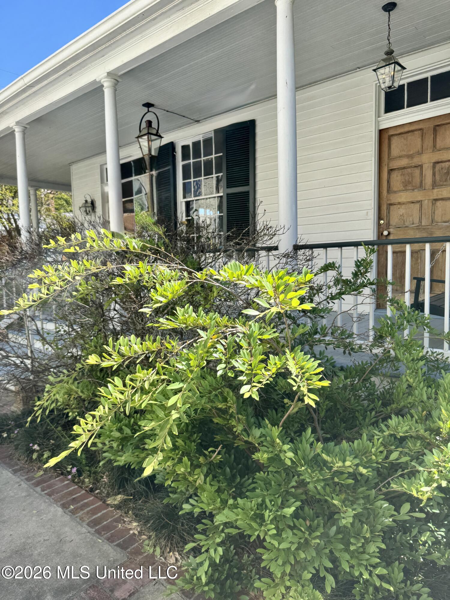 606 State Street Property Photo 6