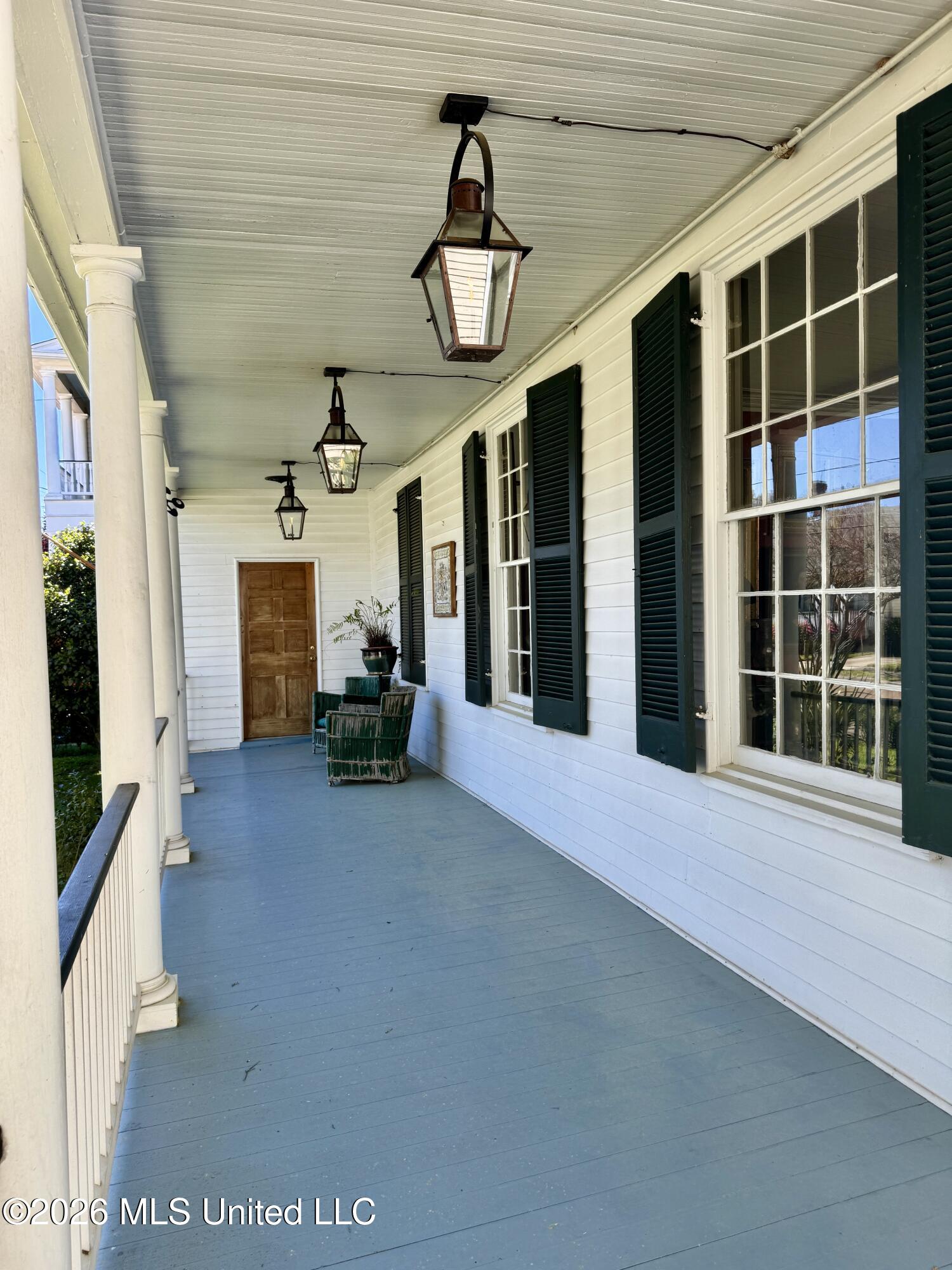 606 State Street Property Photo 11
