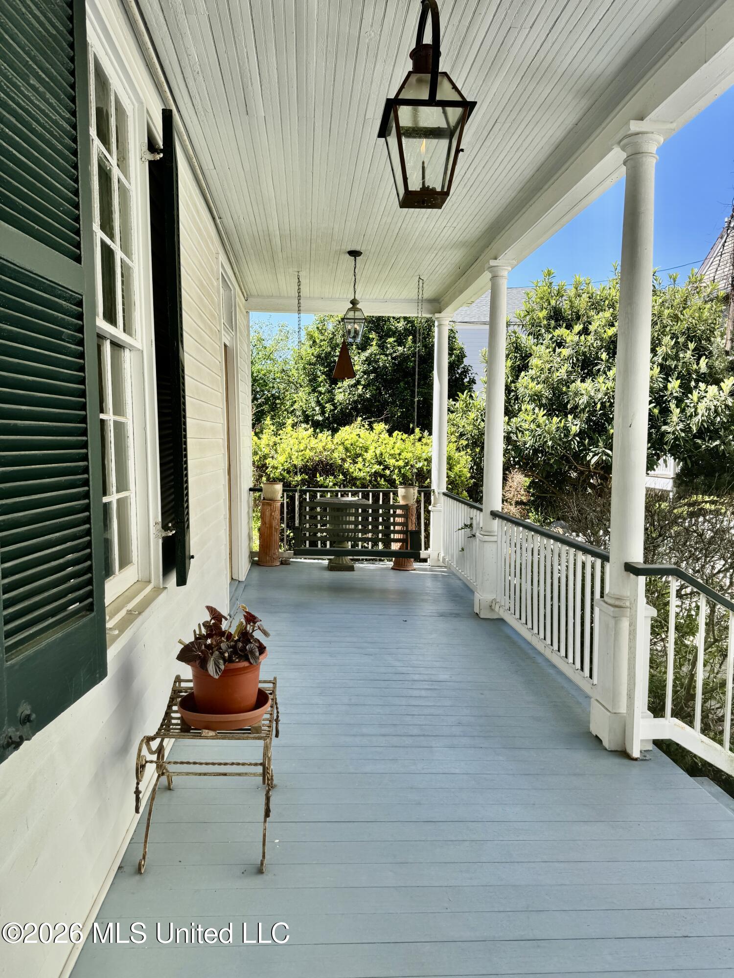 606 State Street Property Photo 12