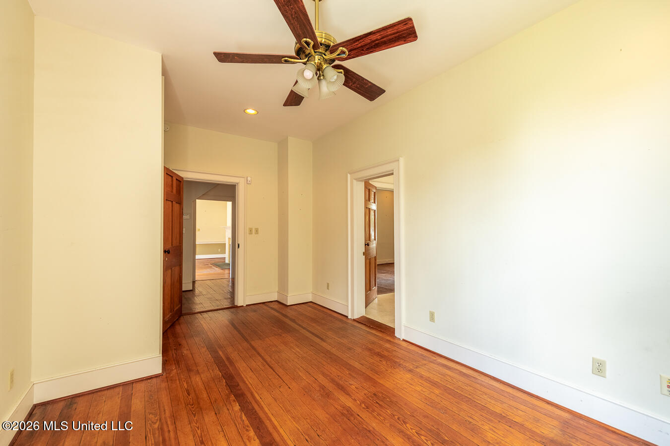 606 State Street Property Photo 27