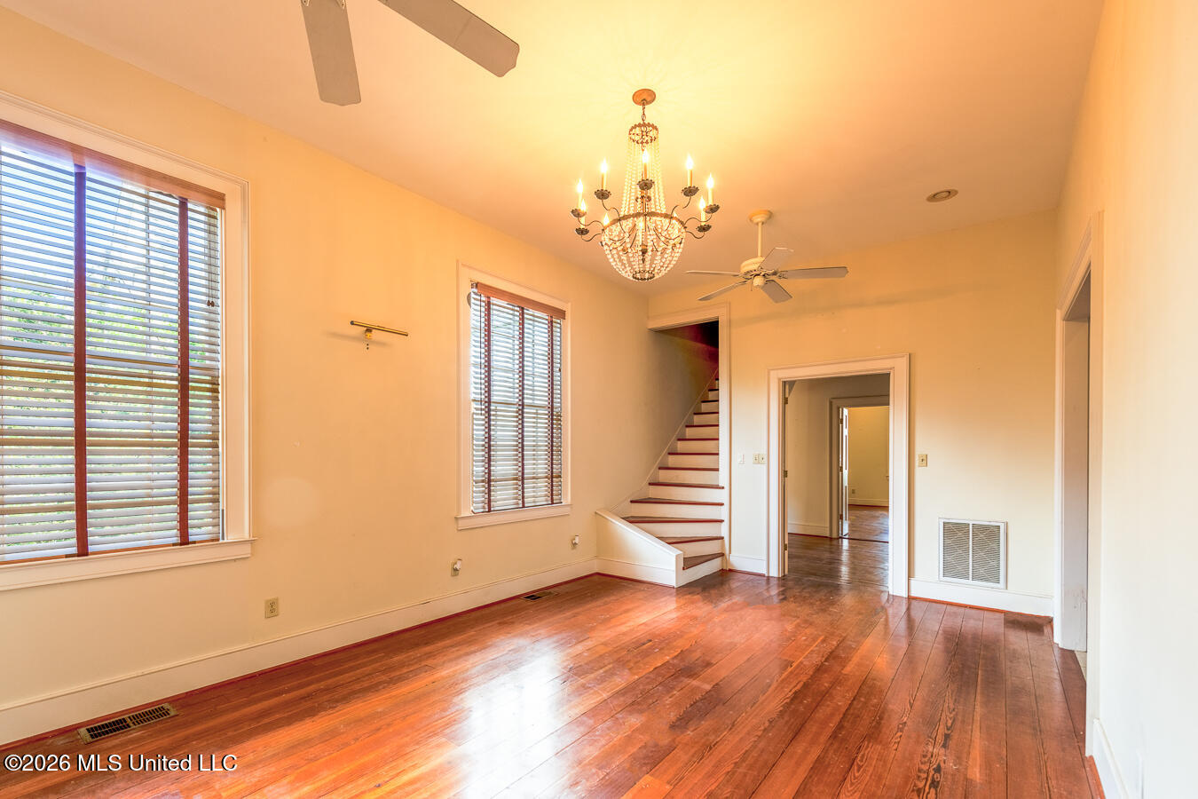 606 State Street Property Photo 36