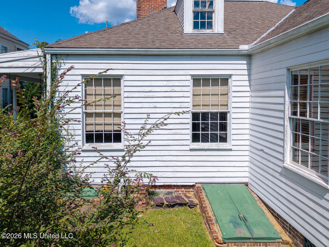 606 State Street Property Photo 47