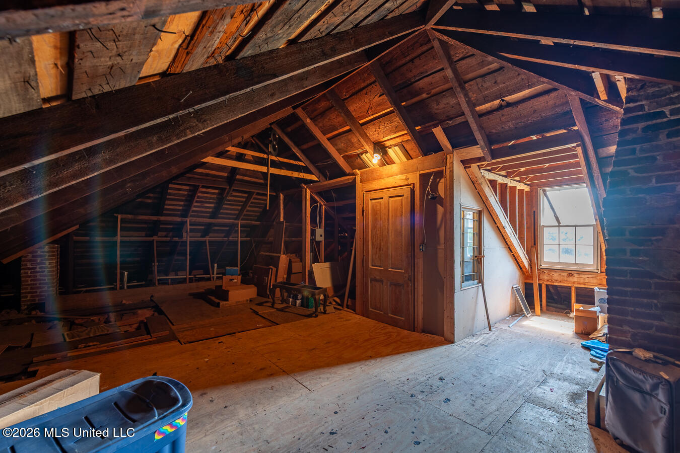 606 State Street Property Photo 51