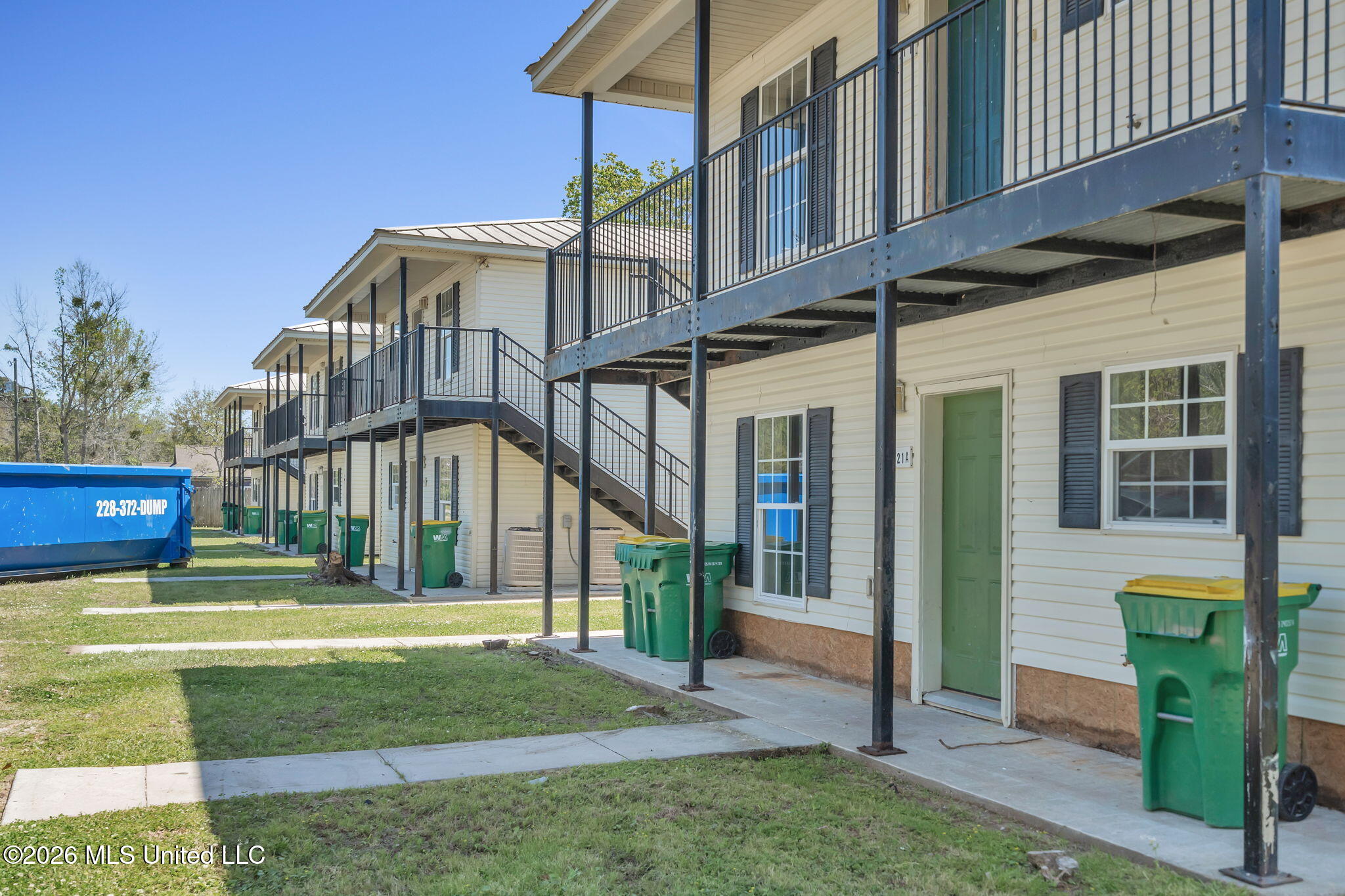 14910 Stacey Street Property Photo 4