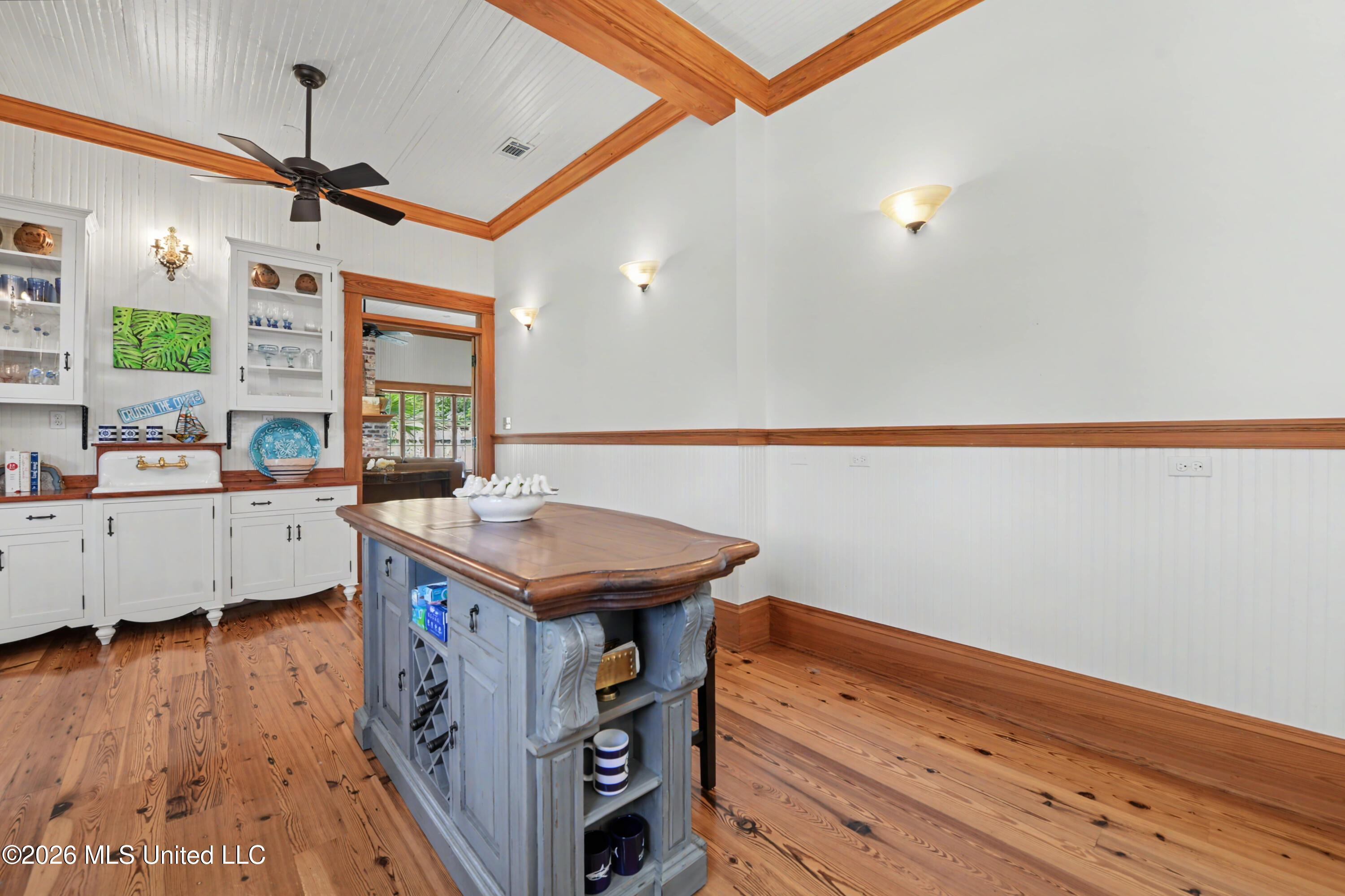 405 Carroll Avenue Property Photo 14