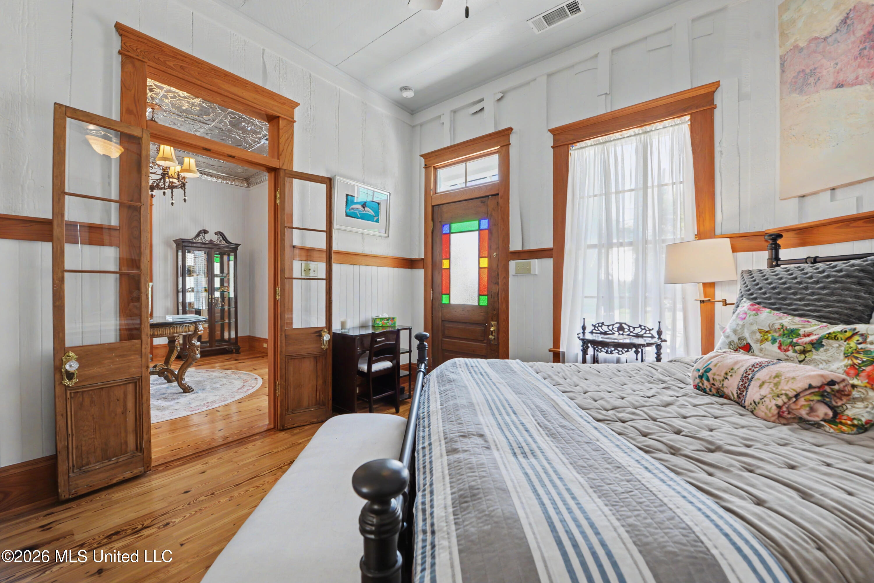 405 Carroll Avenue Property Photo 23
