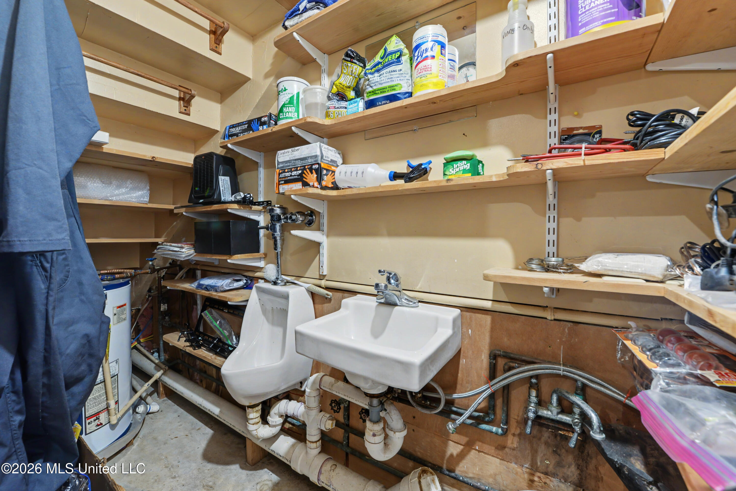 405 Carroll Avenue Property Photo 34