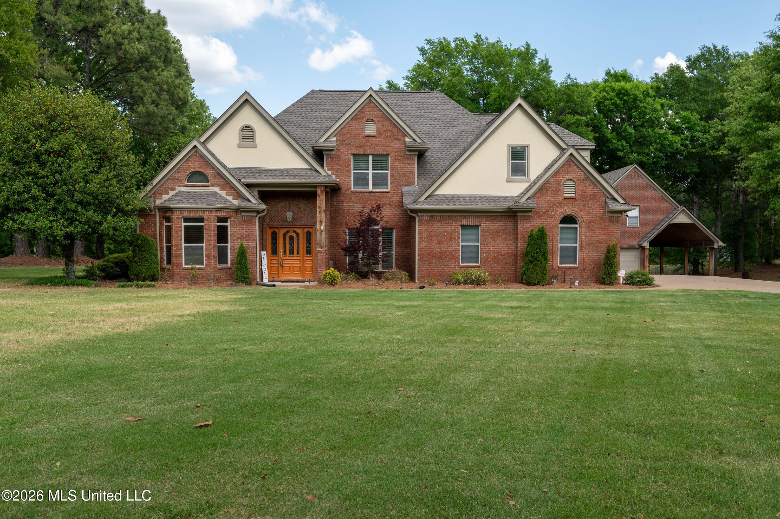 1290 S Robertson Road Property Photo 2