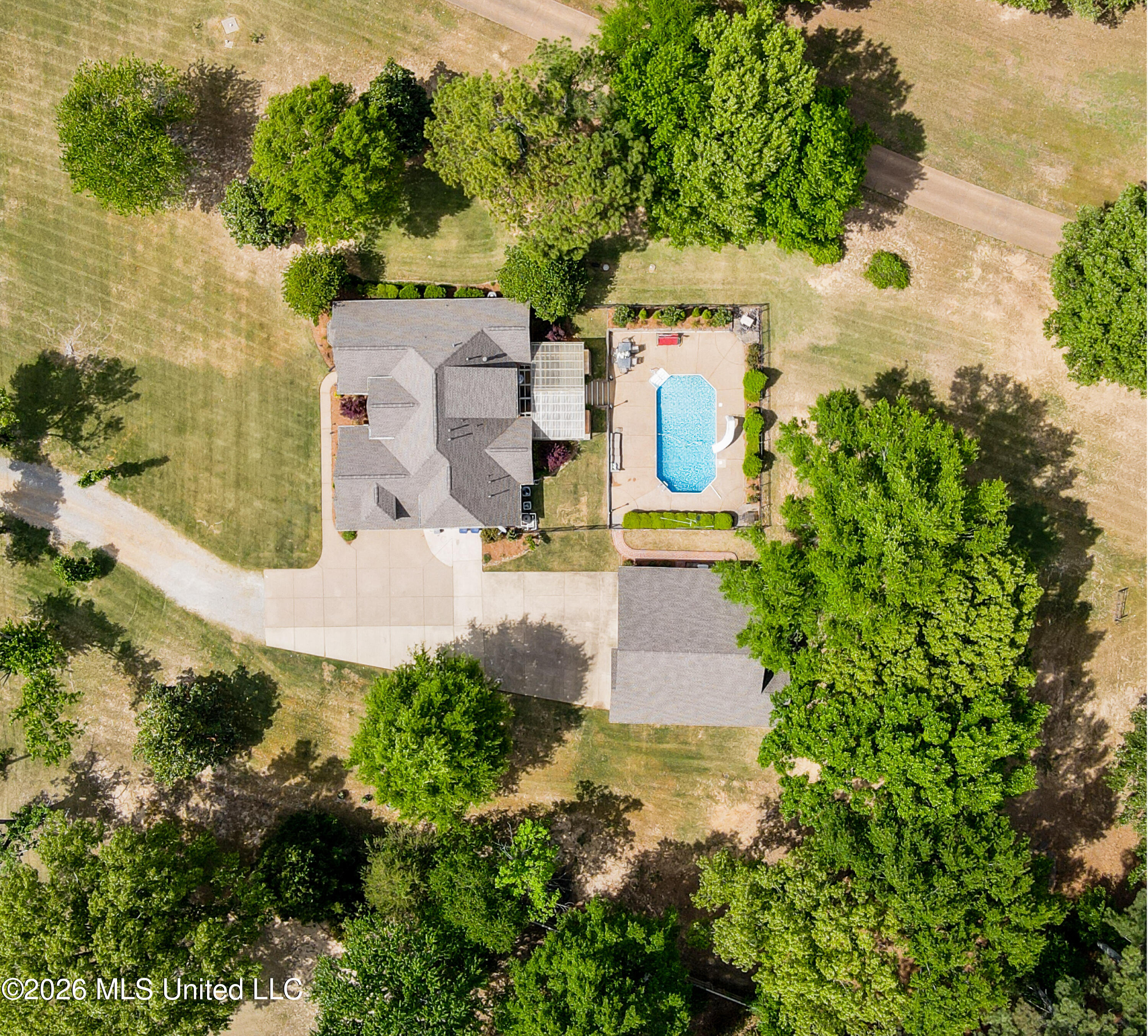 1290 S Robertson Road Property Photo 13