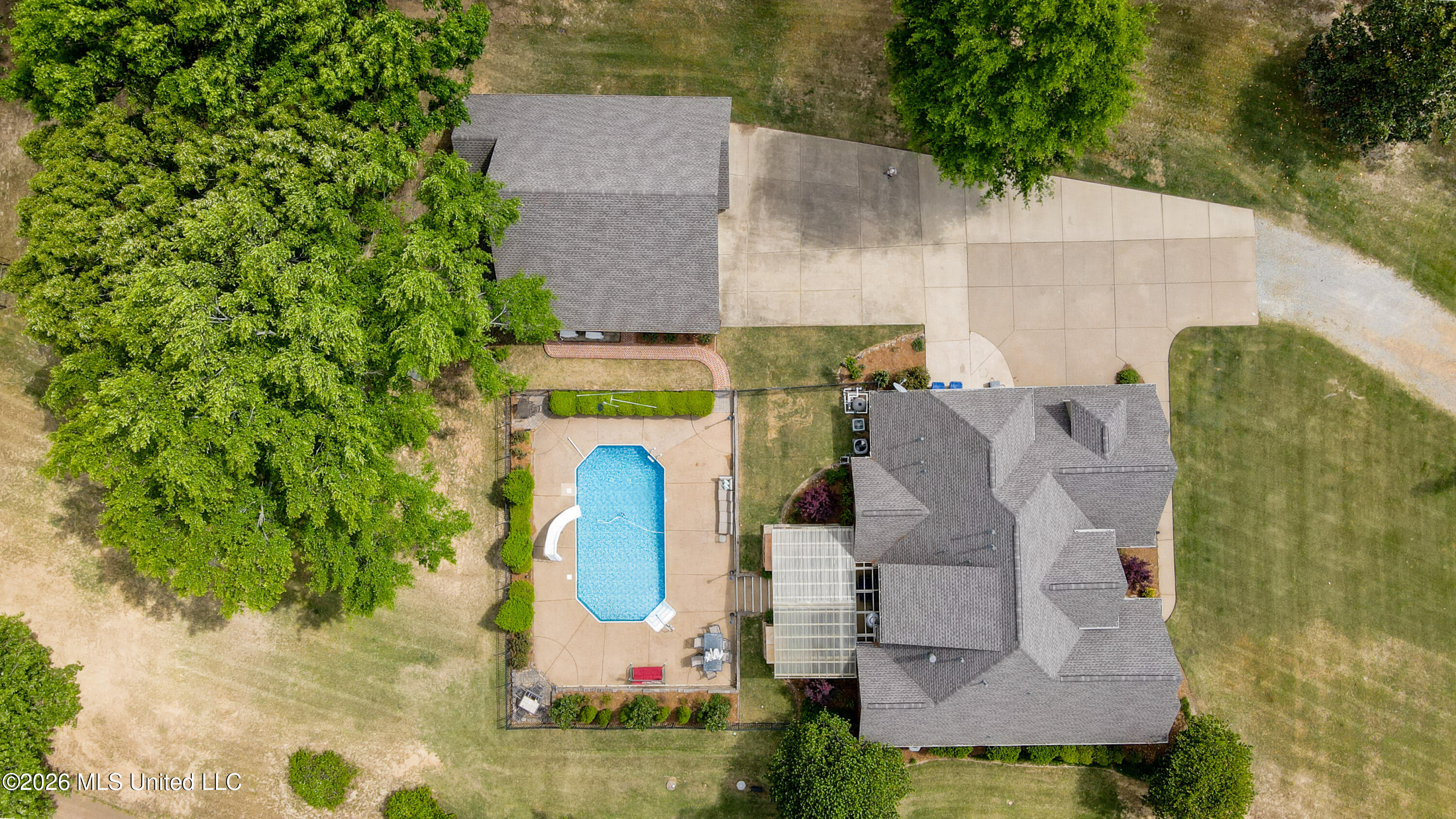 1290 S Robertson Road Property Photo 14