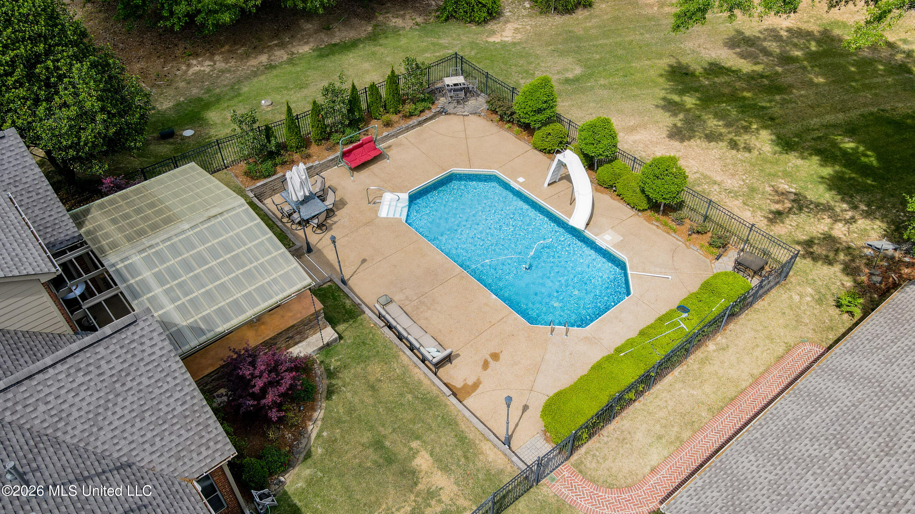 1290 S Robertson Road Property Photo 16