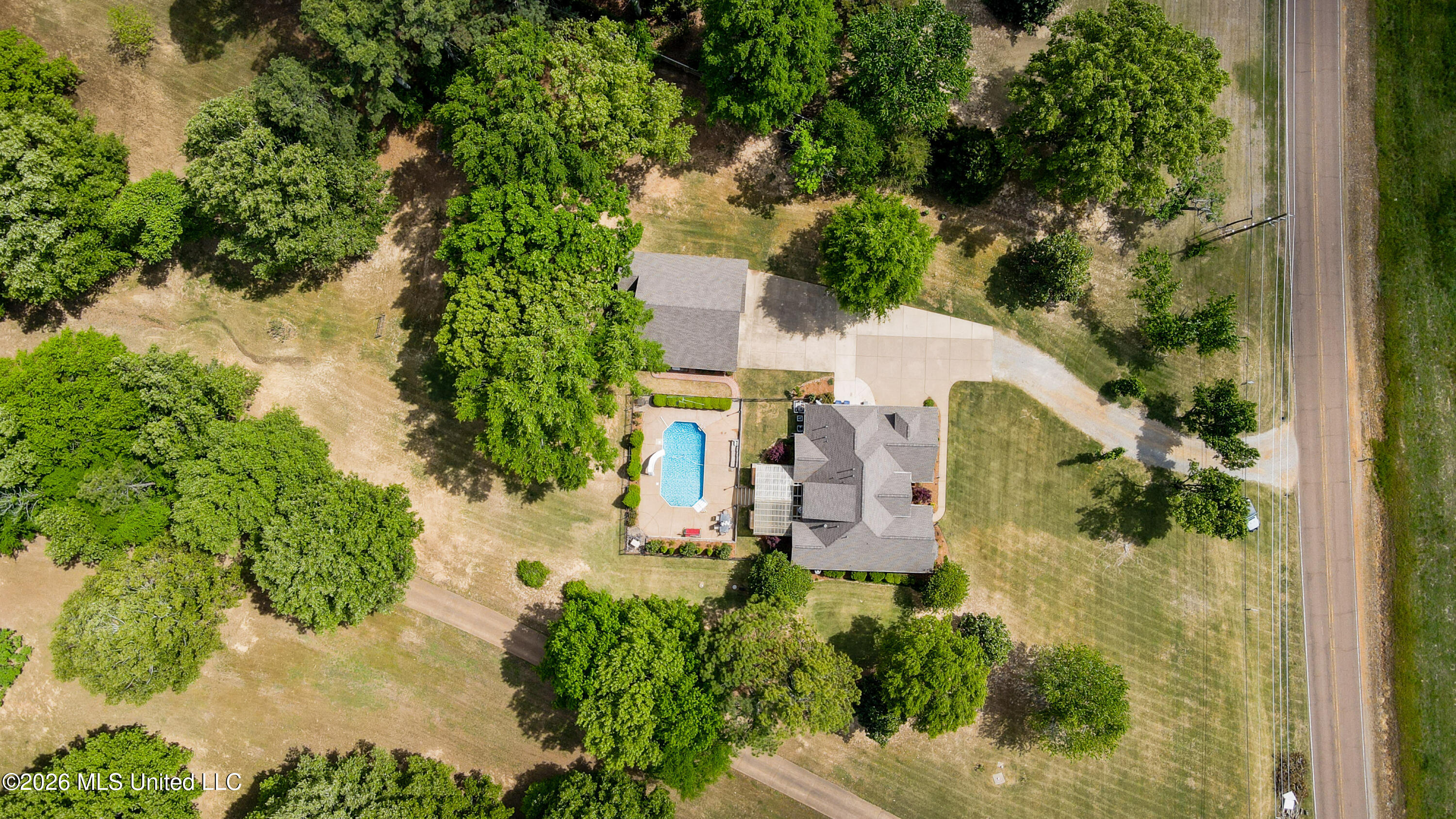 1290 S Robertson Road Property Photo 17