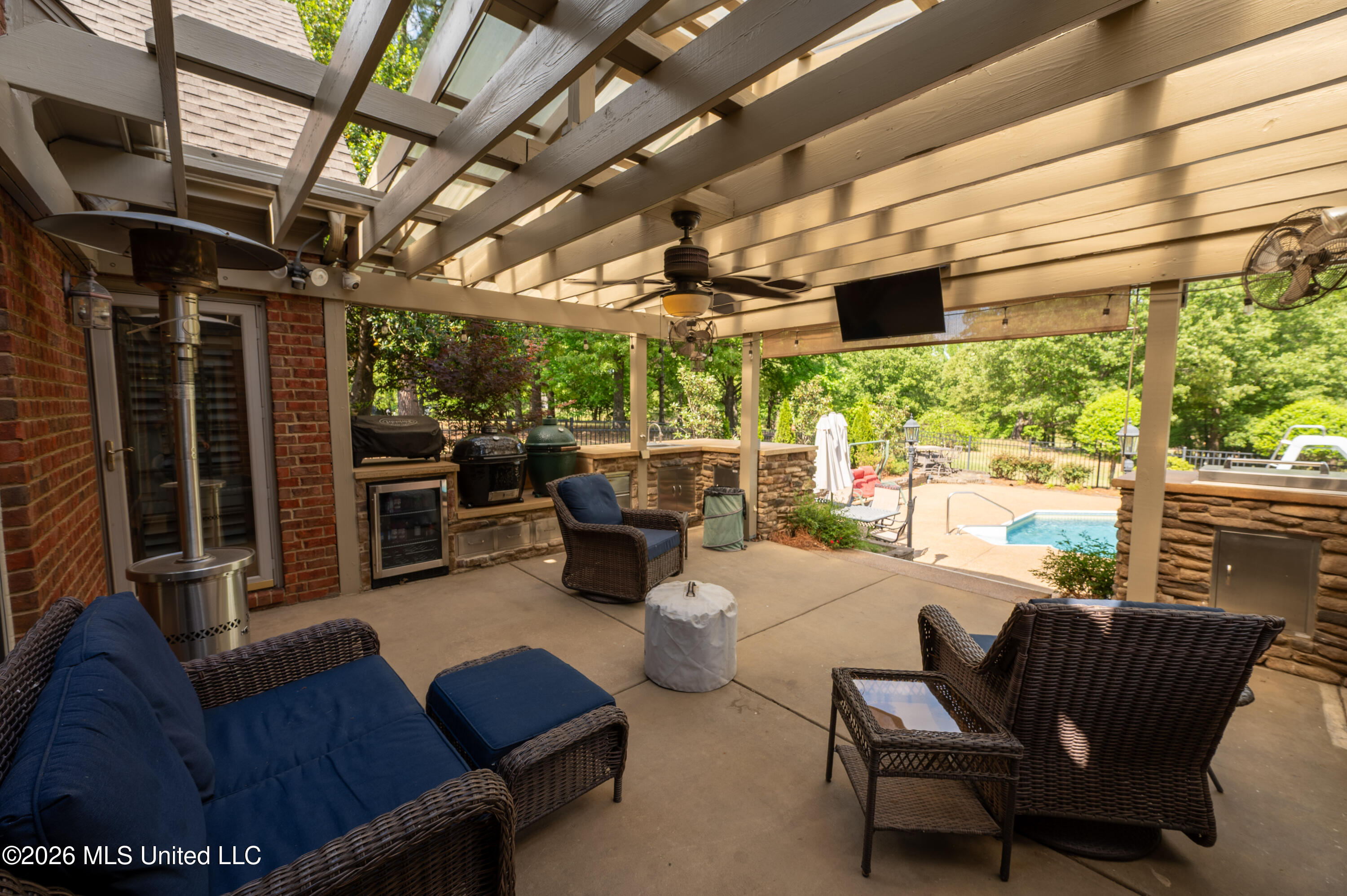 1290 S Robertson Road Property Photo 19