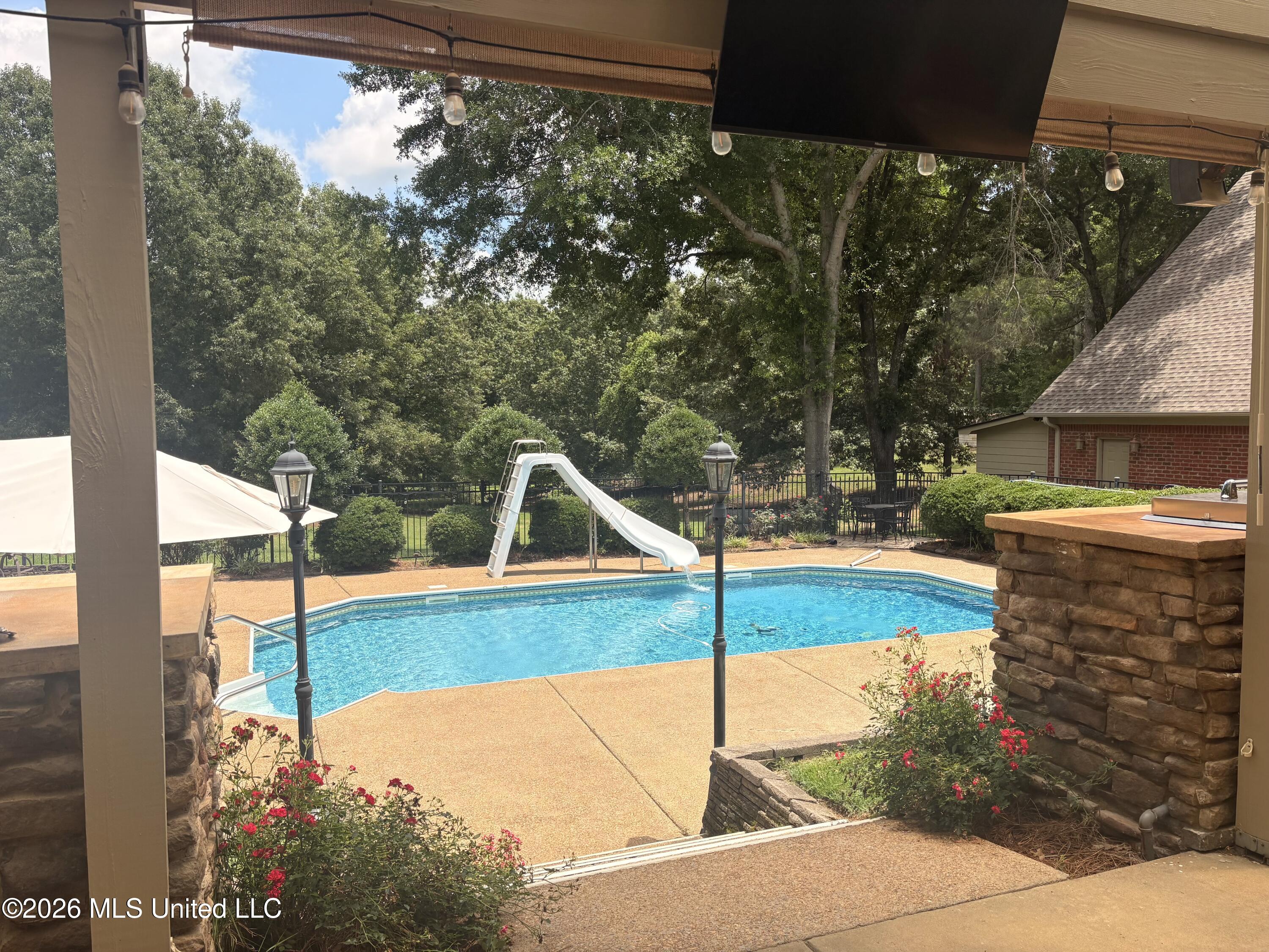 1290 S Robertson Road Property Photo 23
