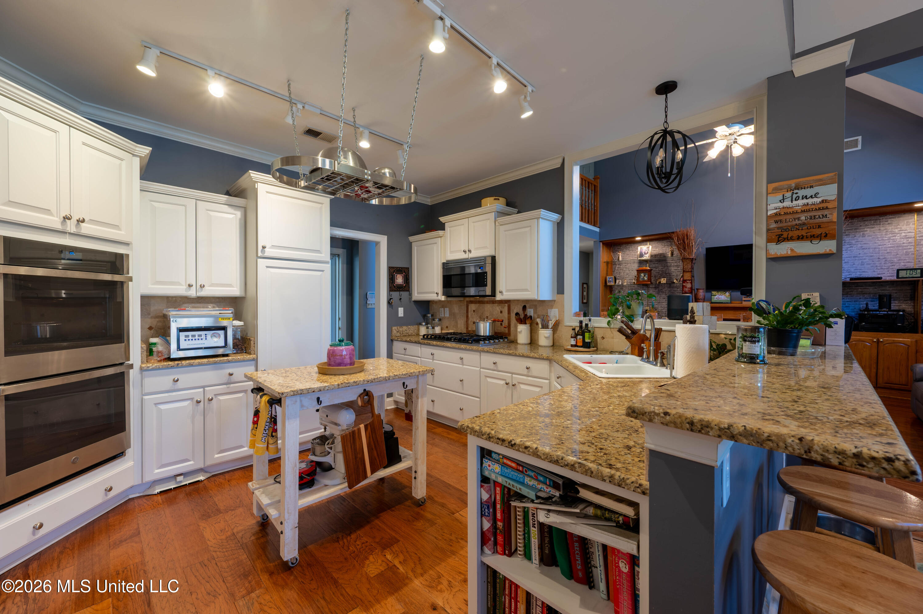 1290 S Robertson Road Property Photo 37
